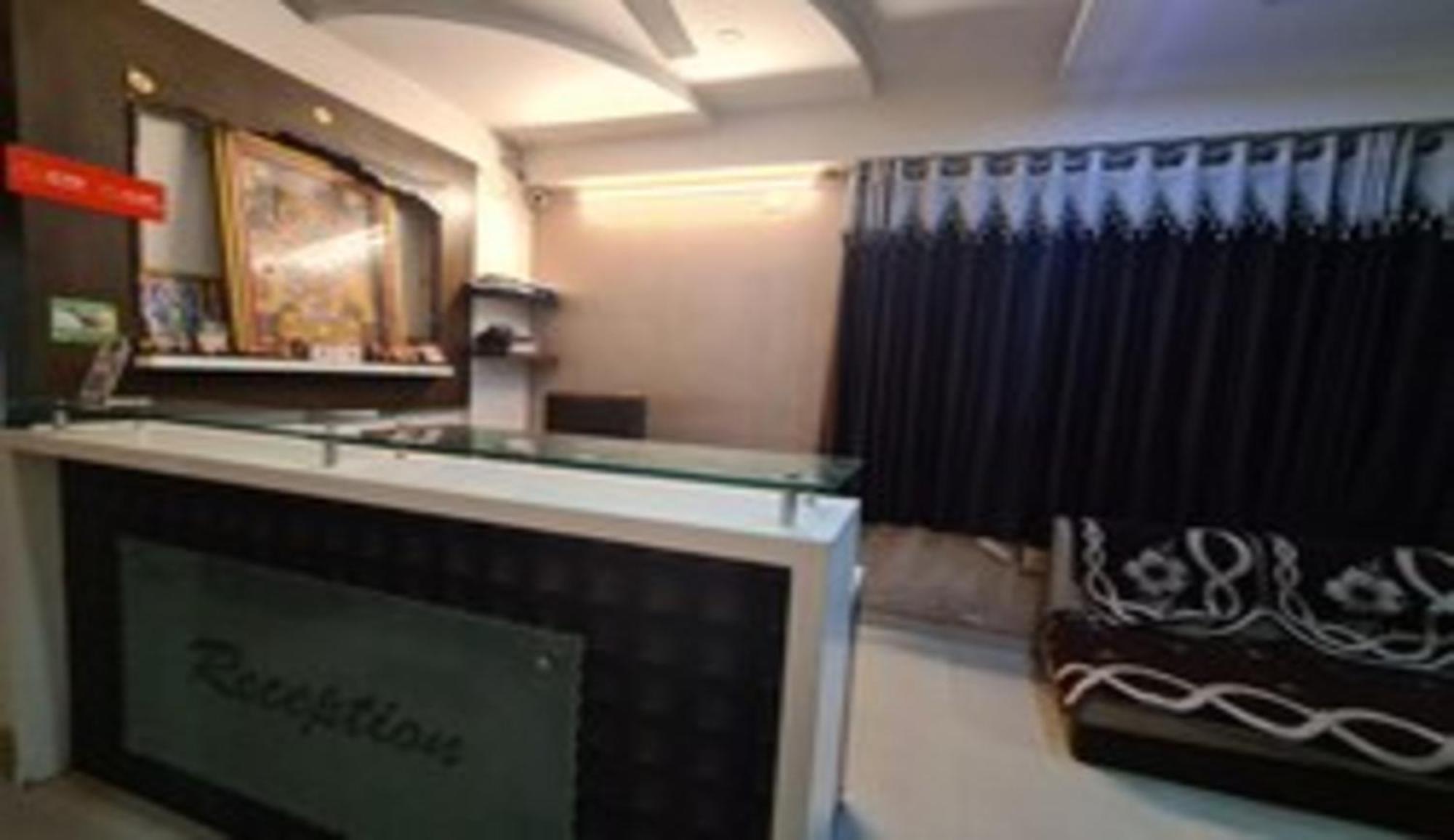 Nandani Hotel