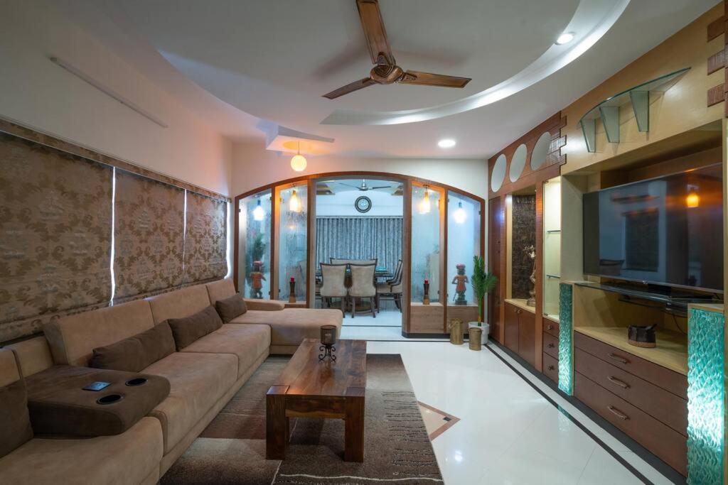 Super Luxury - Near To Karnavati Club Ahmedabad