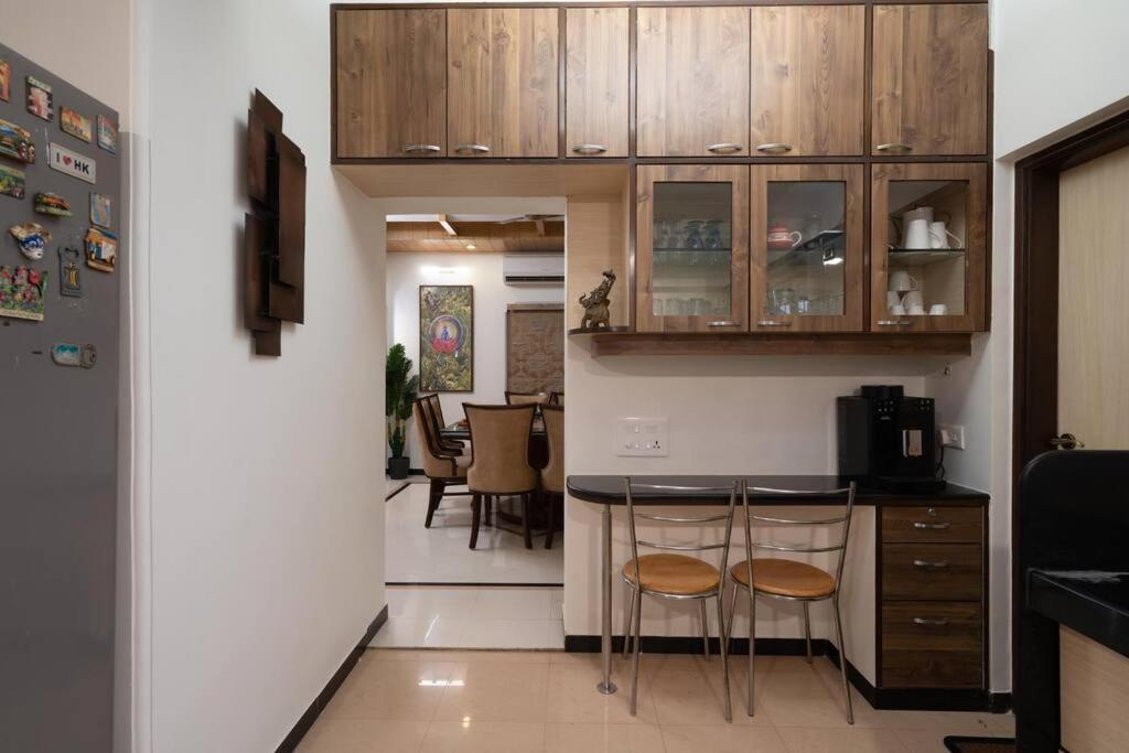 Apartment Super Luxury - Near To Karnavati Club