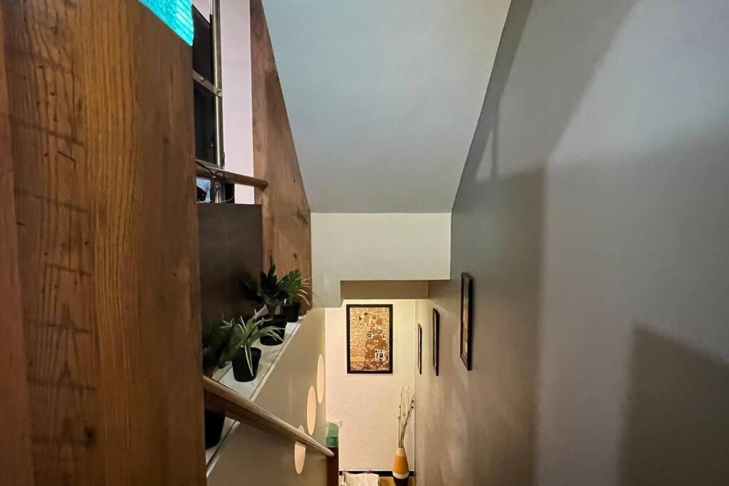Super Luxury - Near To Karnavati Club Apartment *