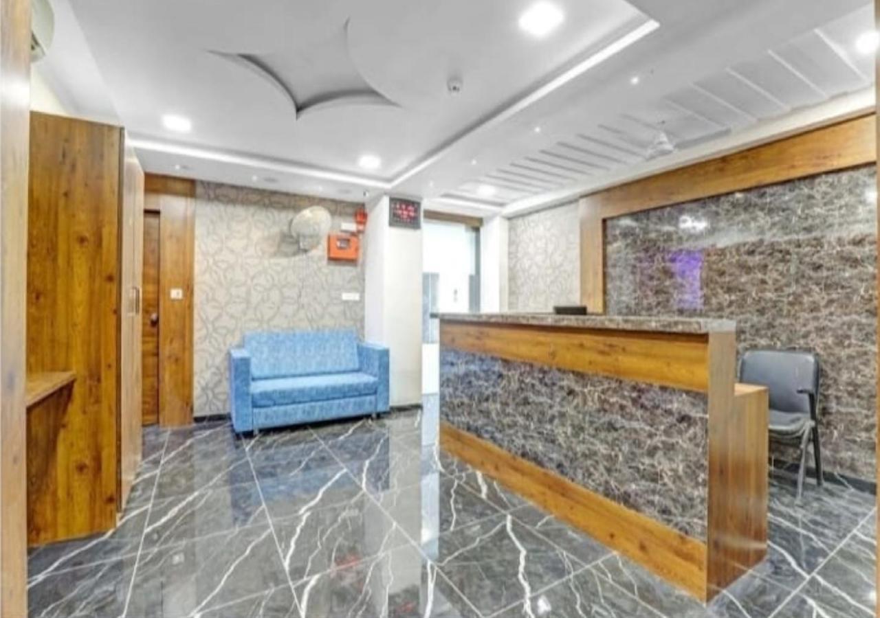 Lux 4* Ahmedabad