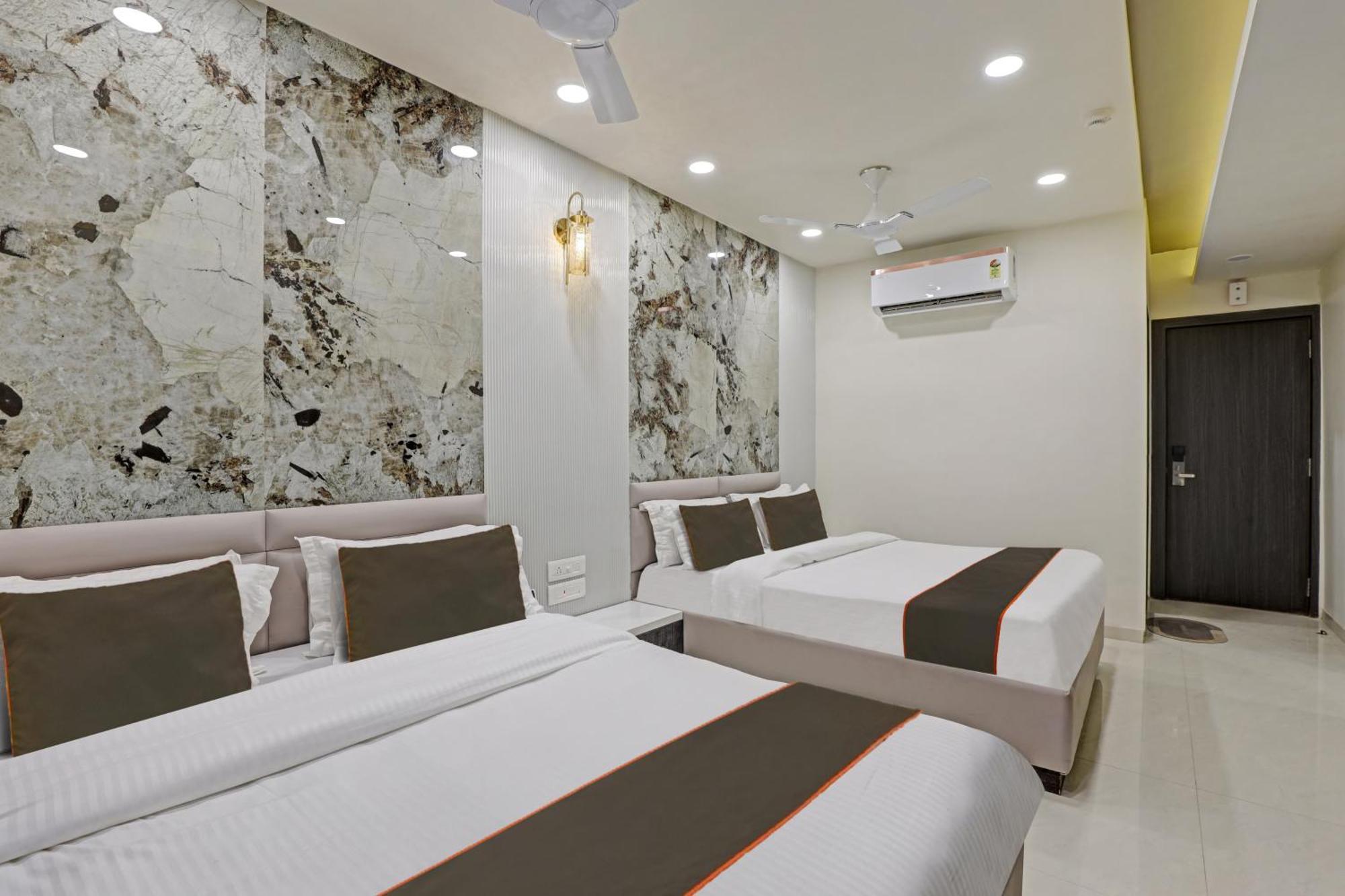 Collection O Alpha One Hotel