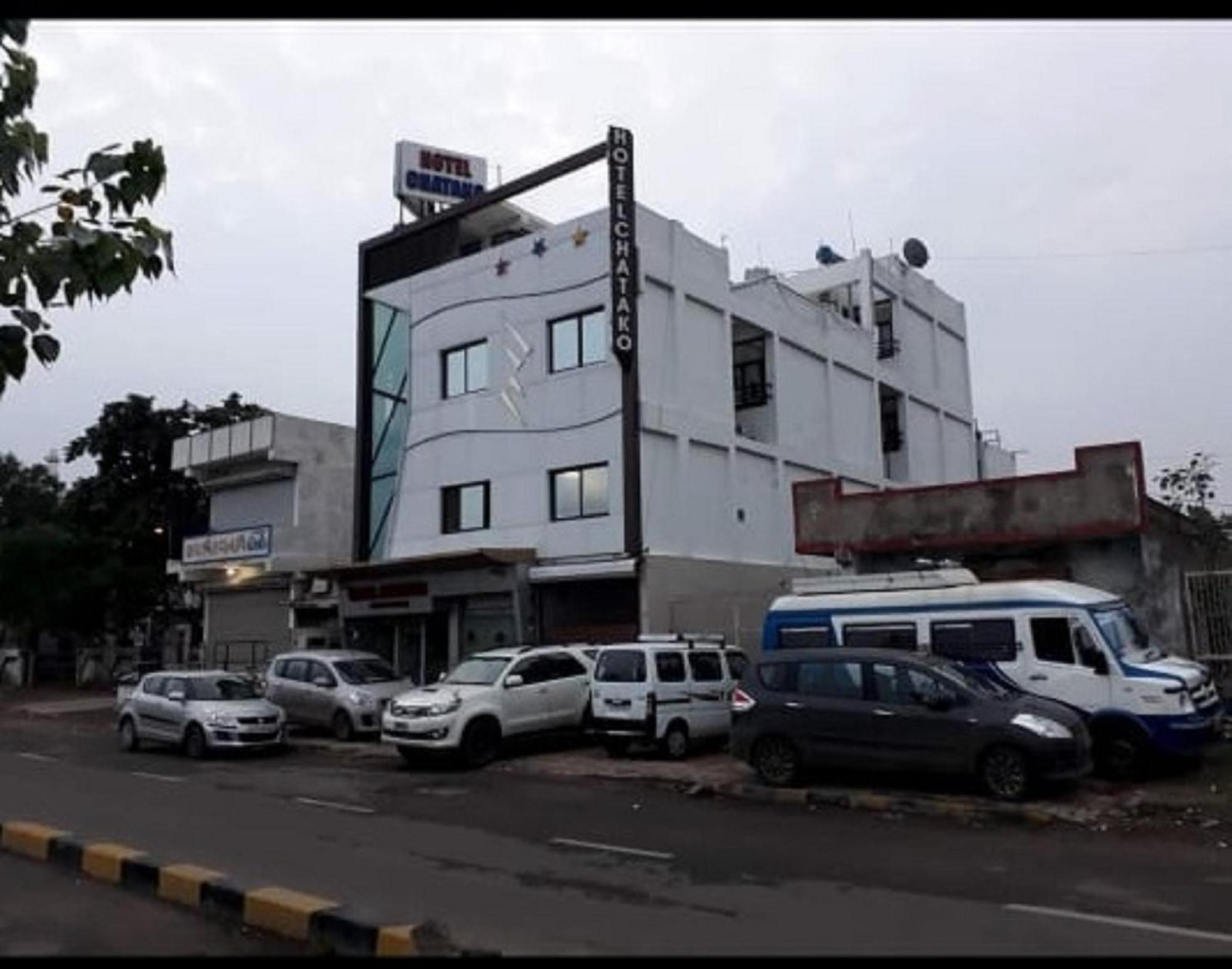 Chatako Hotel 3*