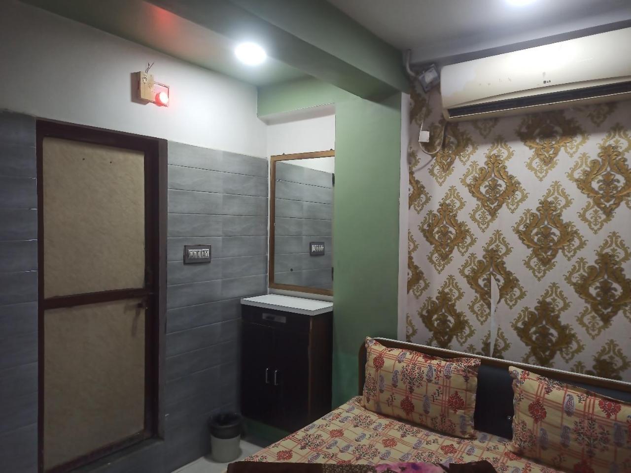 Hotel Hotelkarnawati Ahmedabad