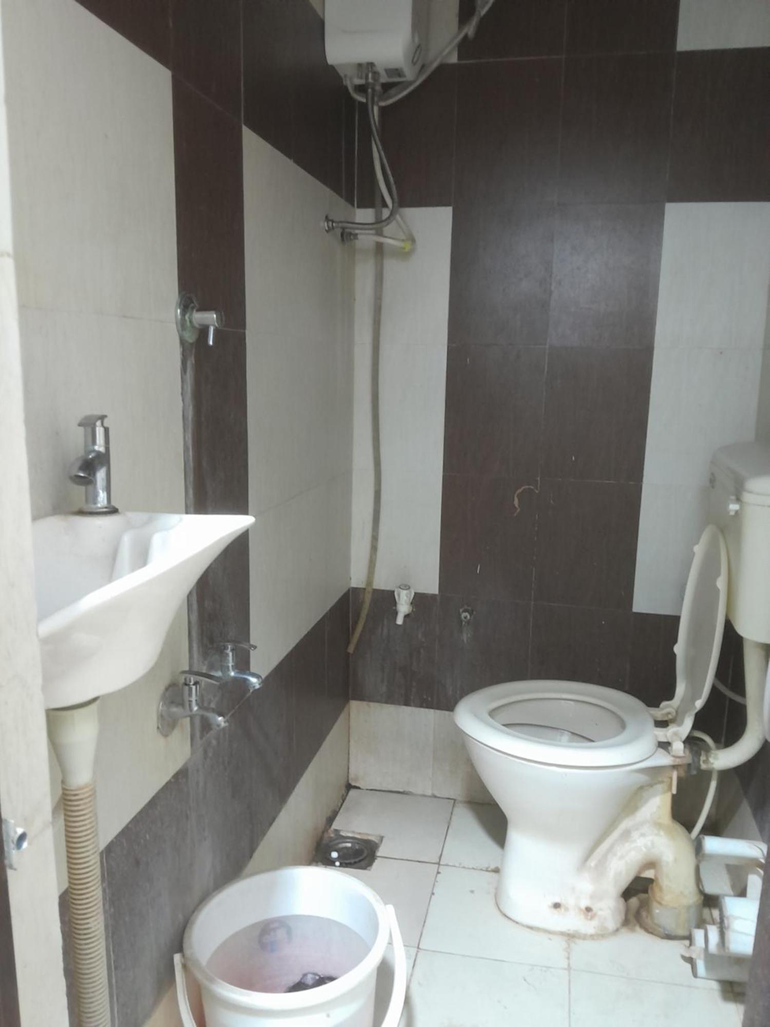 Hotelkarnawati Hotel