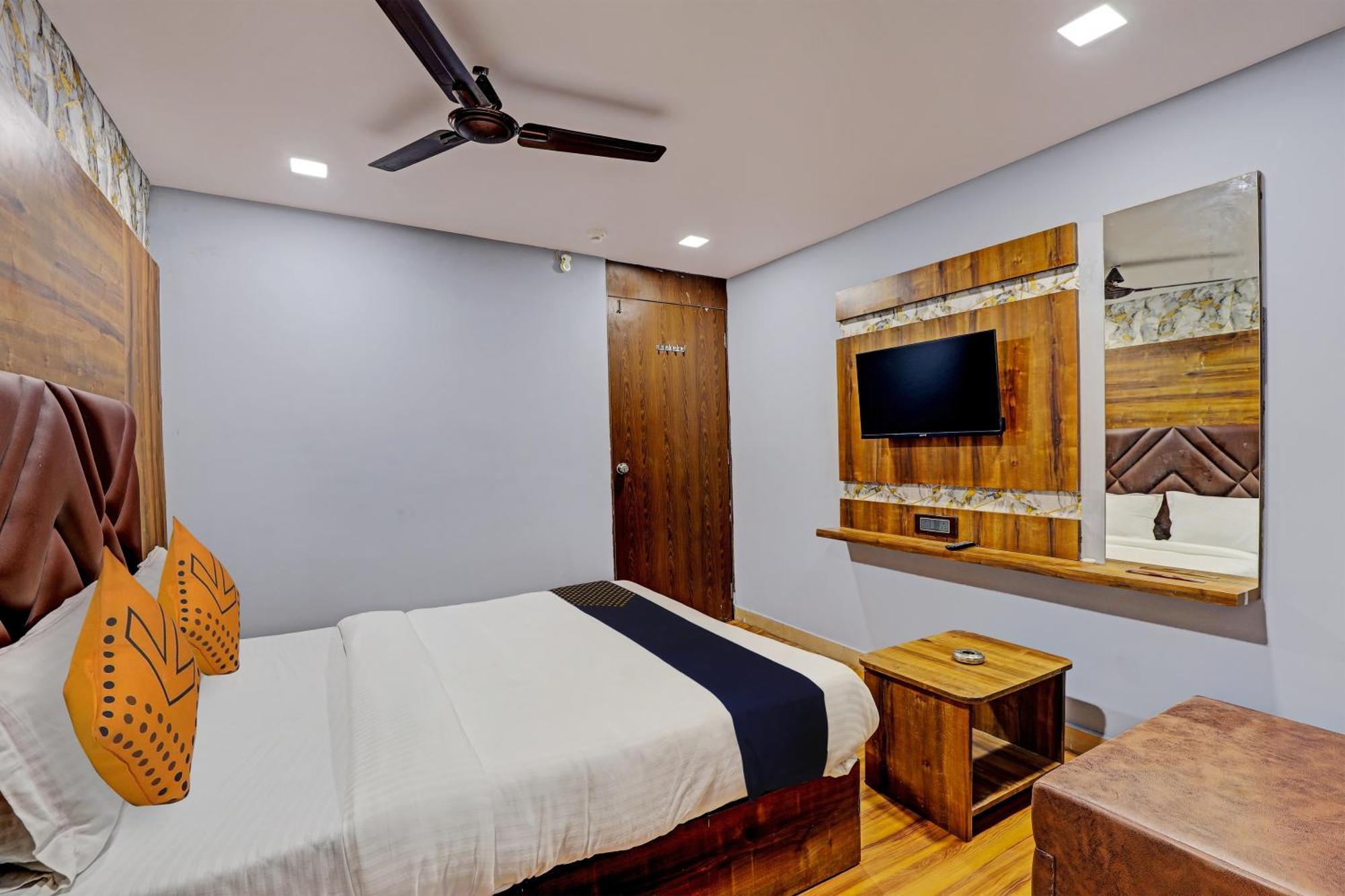 Hotel O Mahi