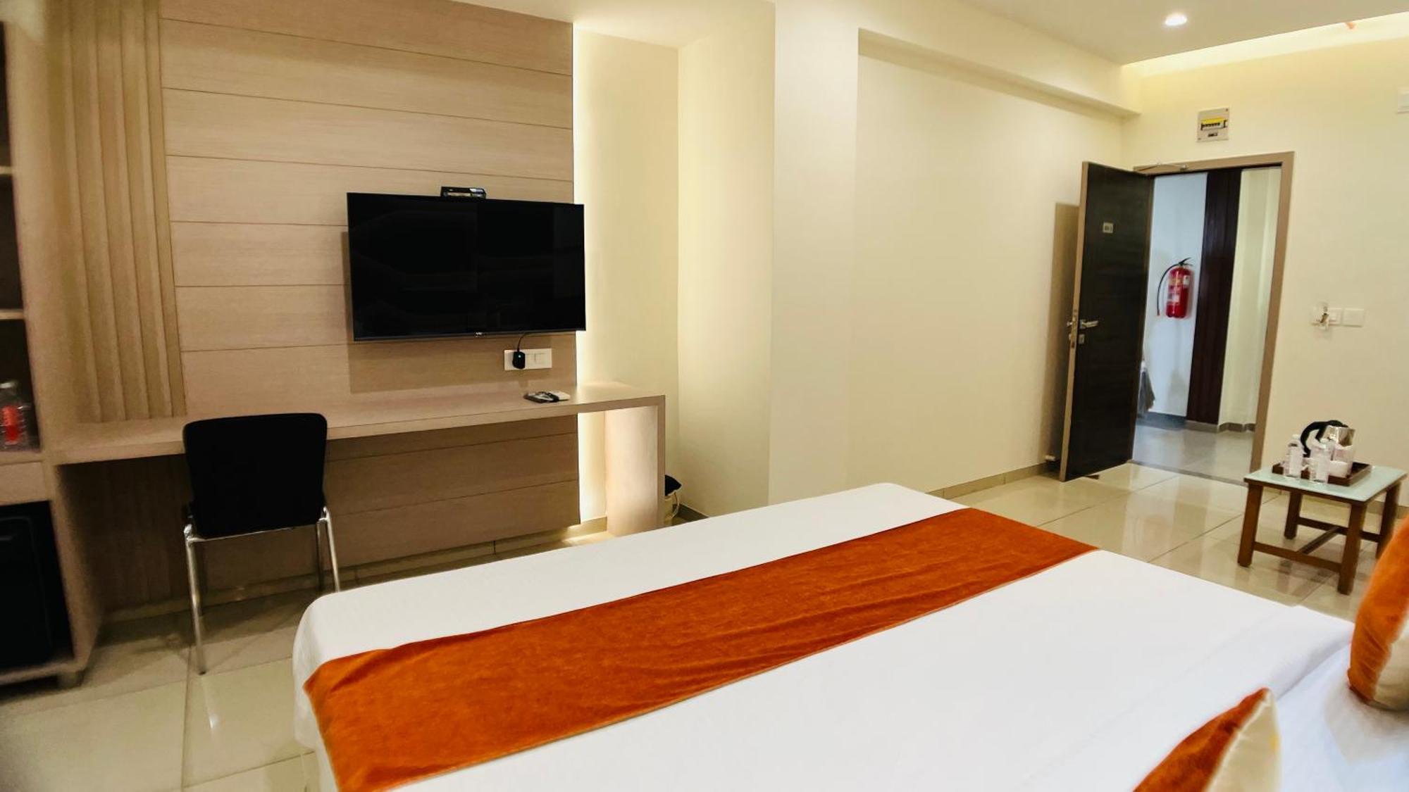 Ashray Express Hotel Ahmedabad
