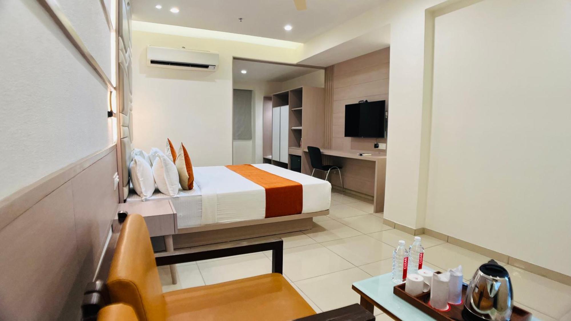 Ashray Express Hotel