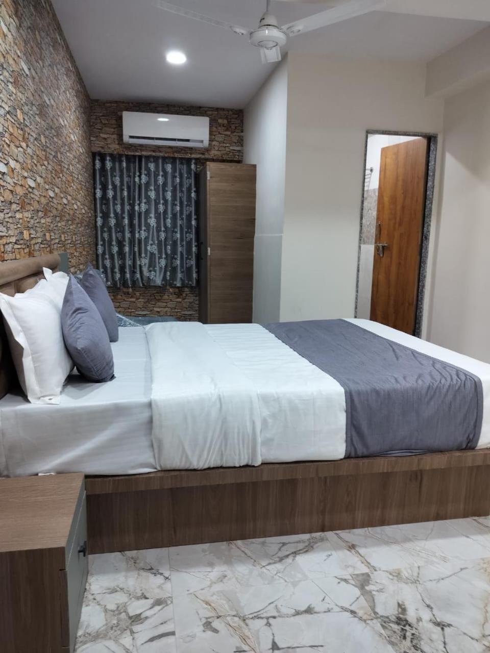 Nr Nayan Residency 3*
