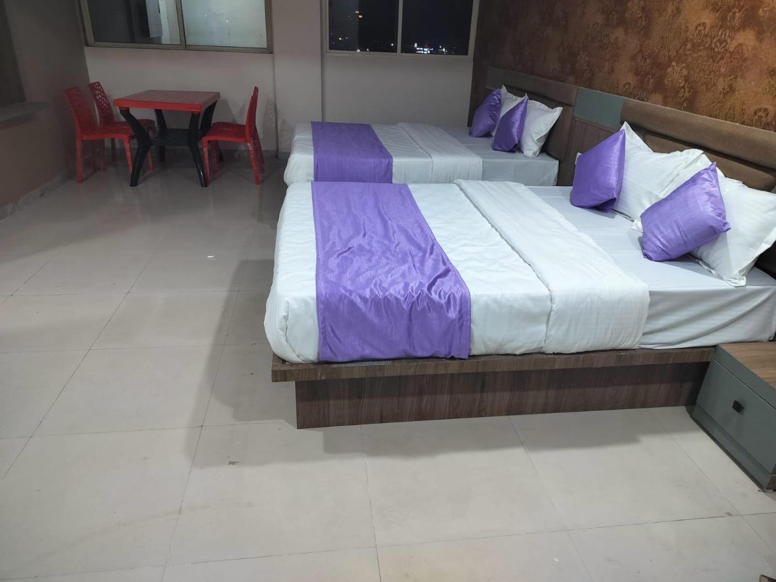 Nr Nayan Residency Hotel