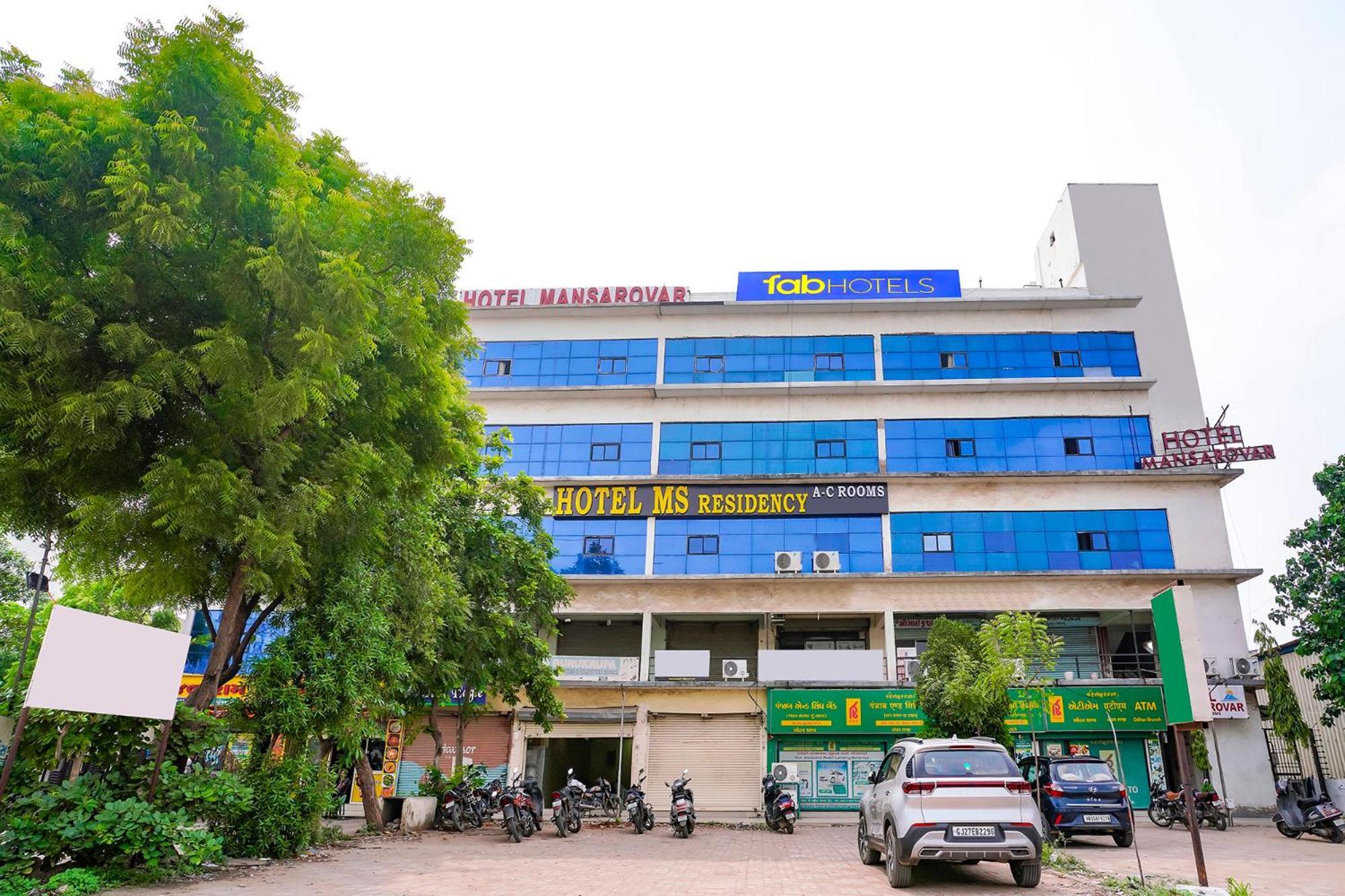 Fabhotel M S Residency 3*