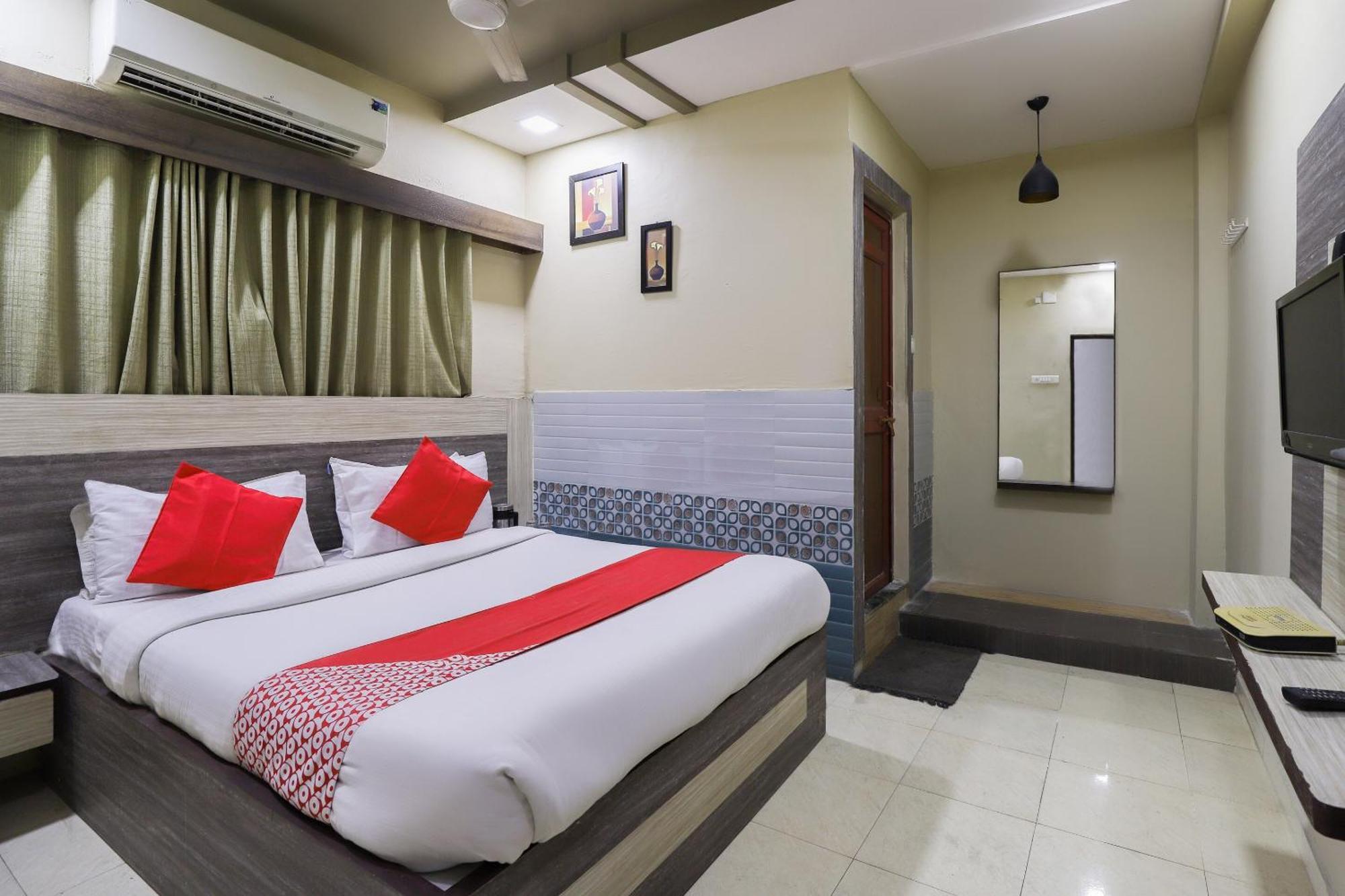 Hotel O Balaji Ahmedabad