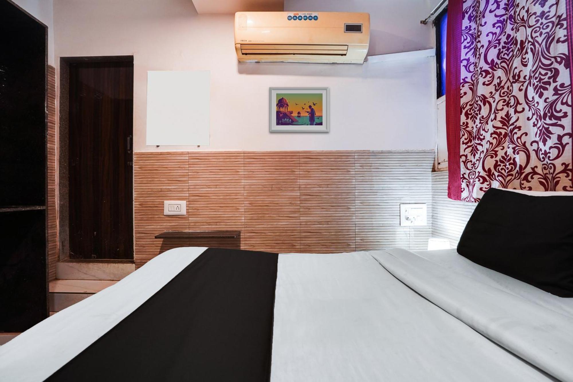 O Kanchan Palace Hotel
