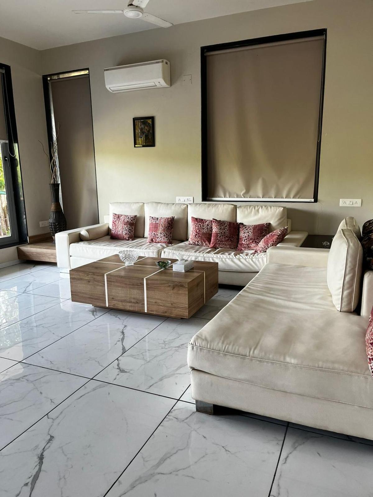 Serene In The Lap Of Nature Holiday home *