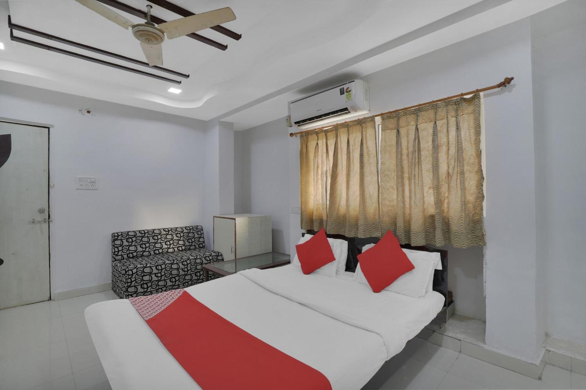 Hotel O Rudra Palace 4*