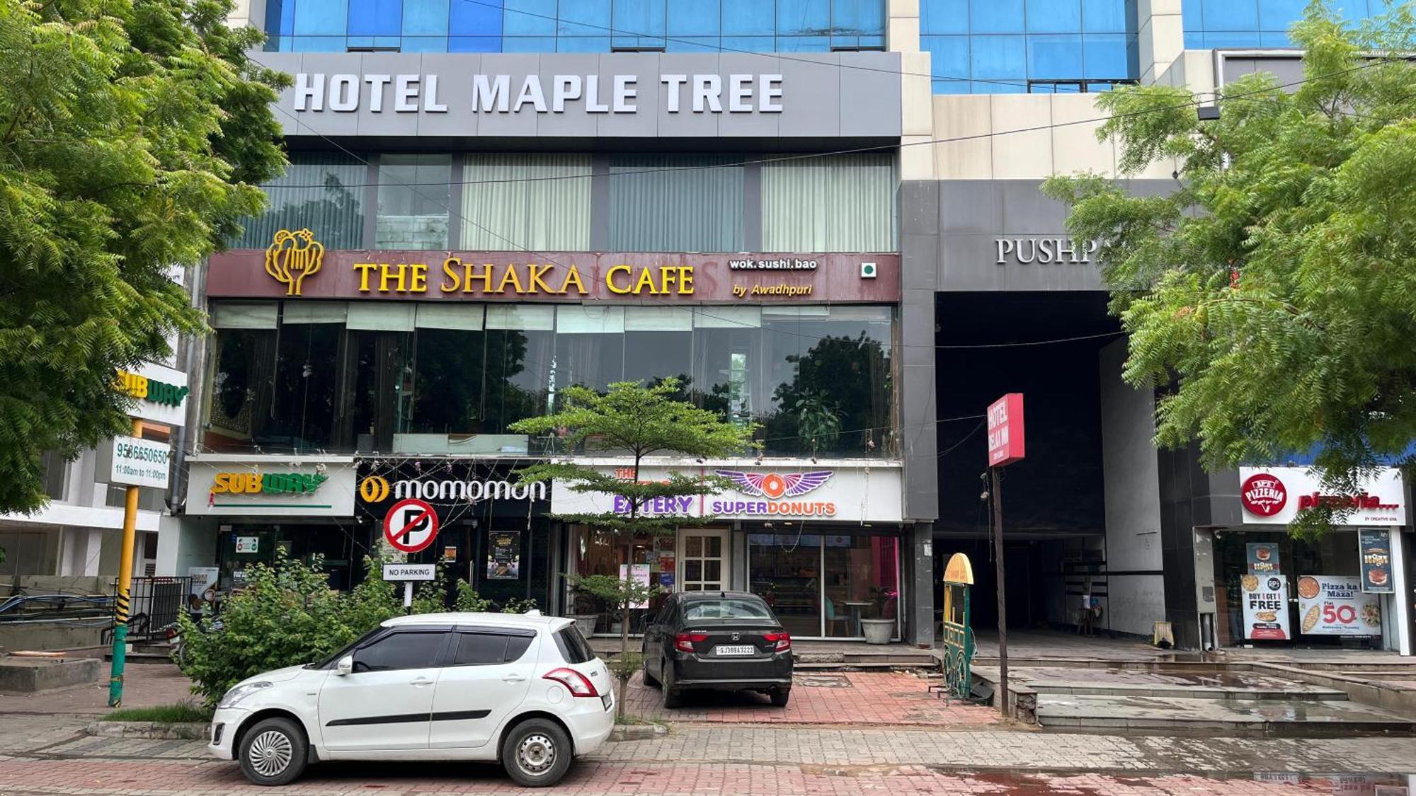 Hotelmaple Tree Hotel 2*
