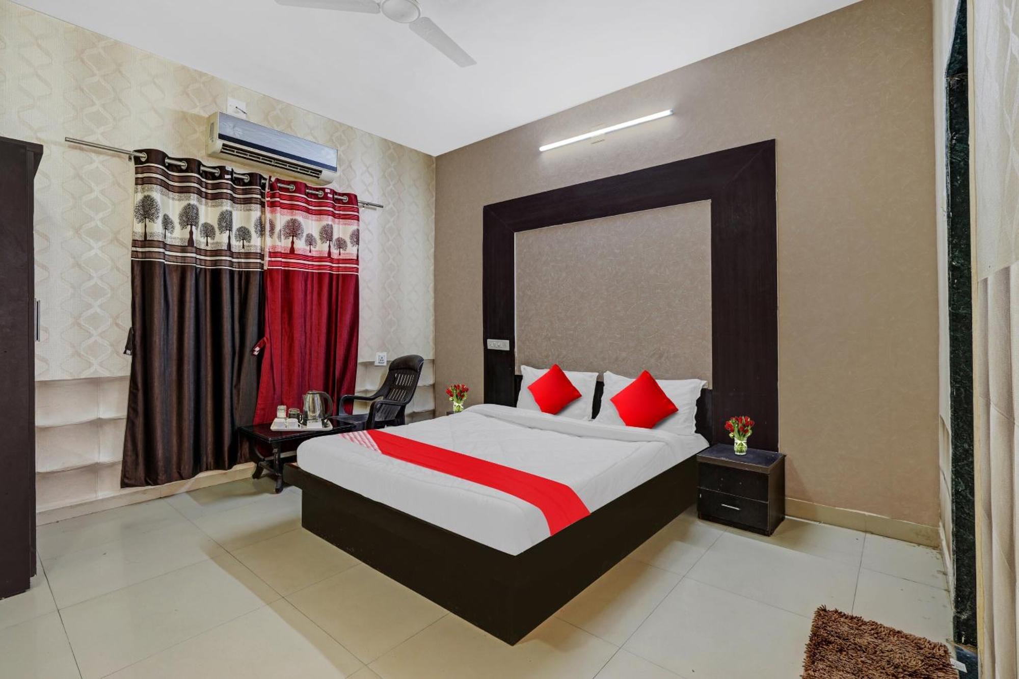 O Sargam Hotel