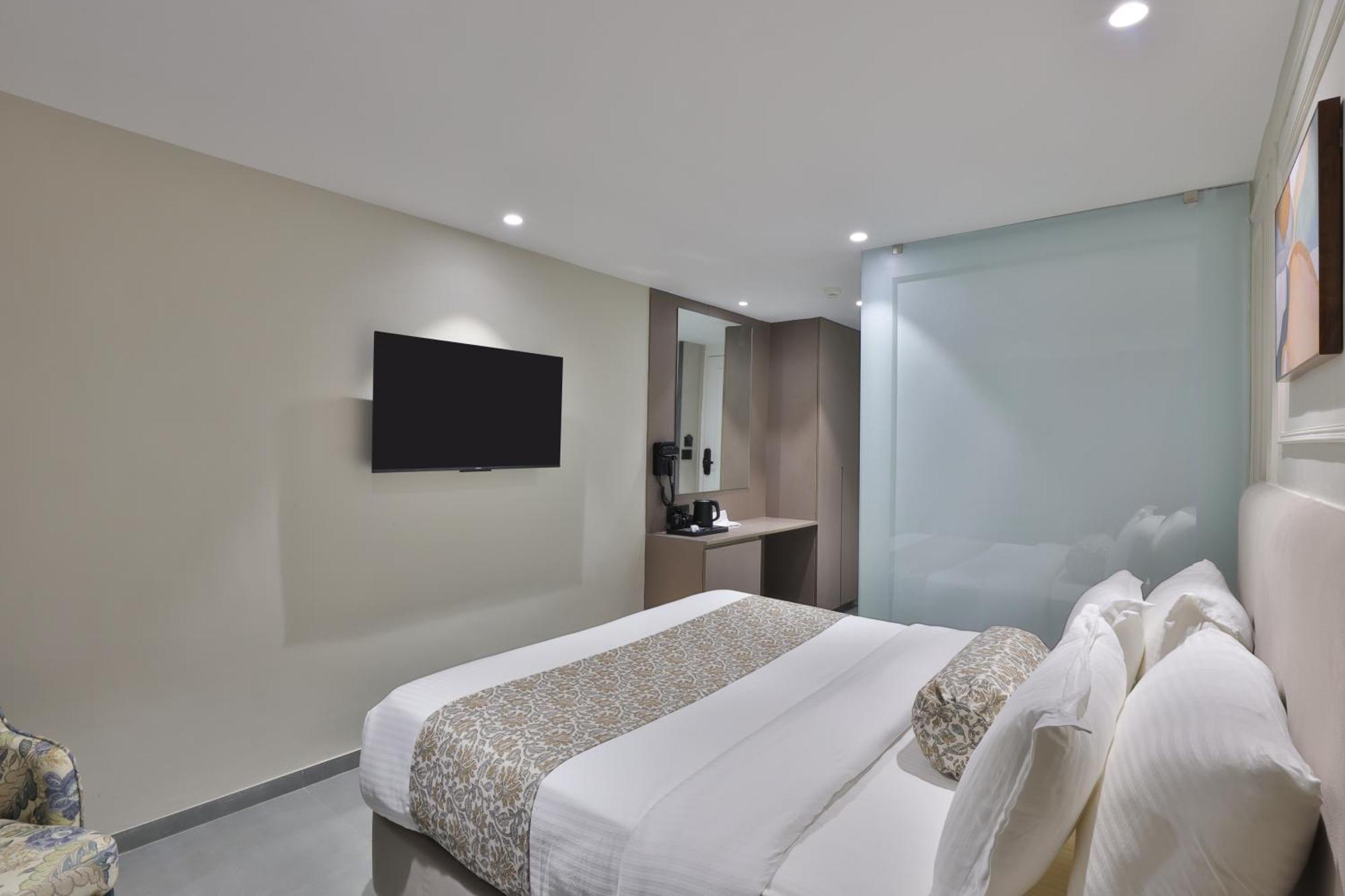 Hotel The Grand 3*