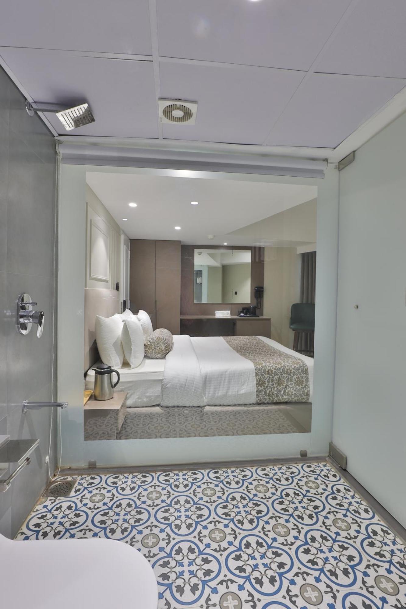 The Grand 3* Ahmedabad