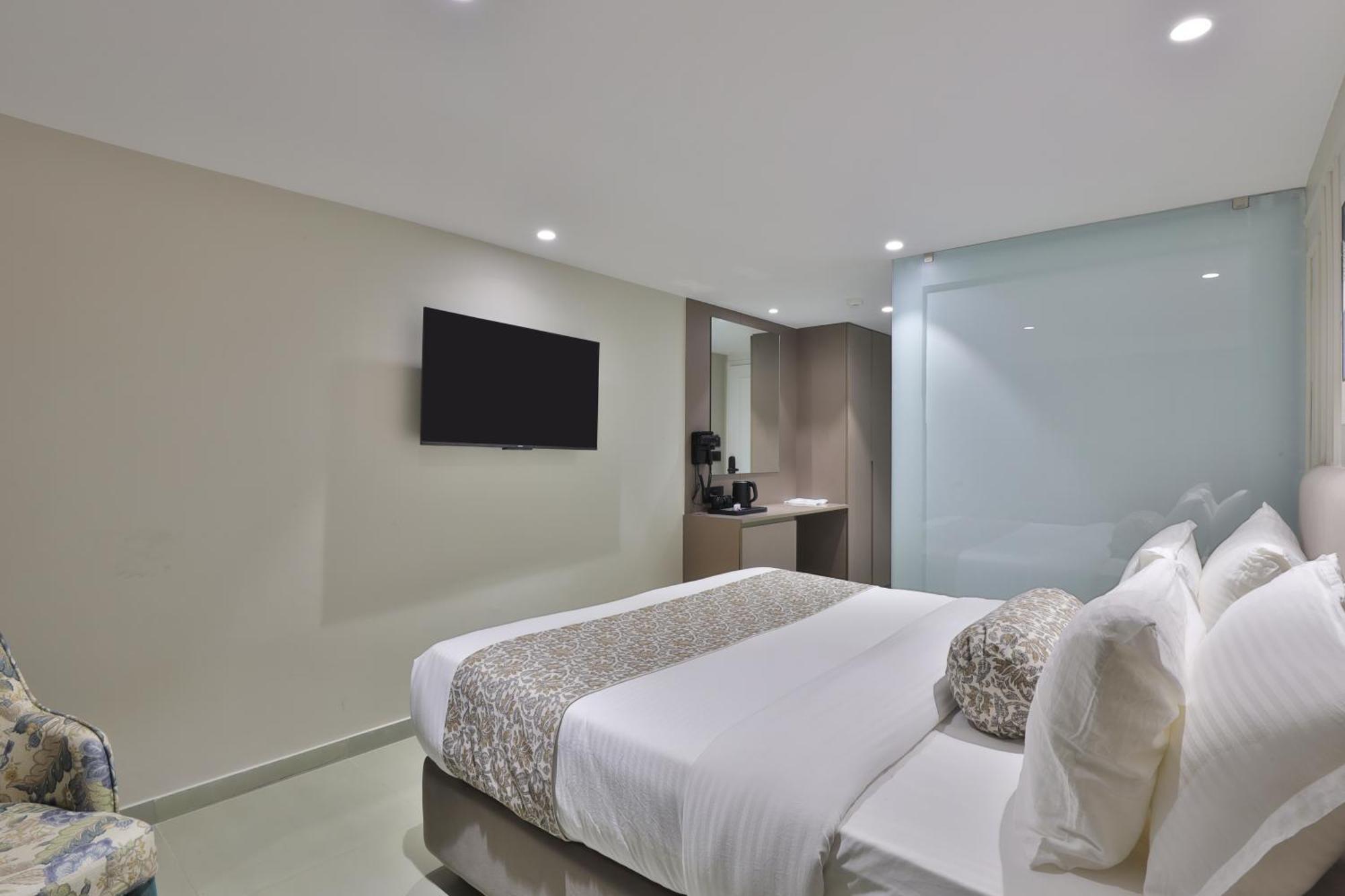 Hotel The Grand Ahmedabad