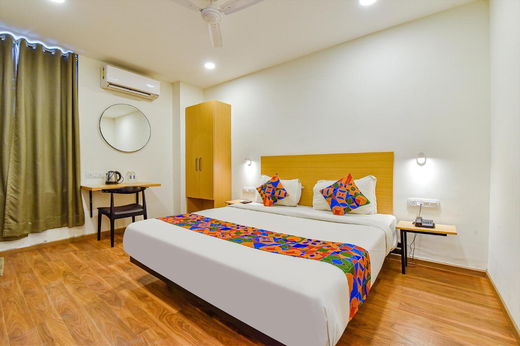 Hotel Ny Square Ahmedabad