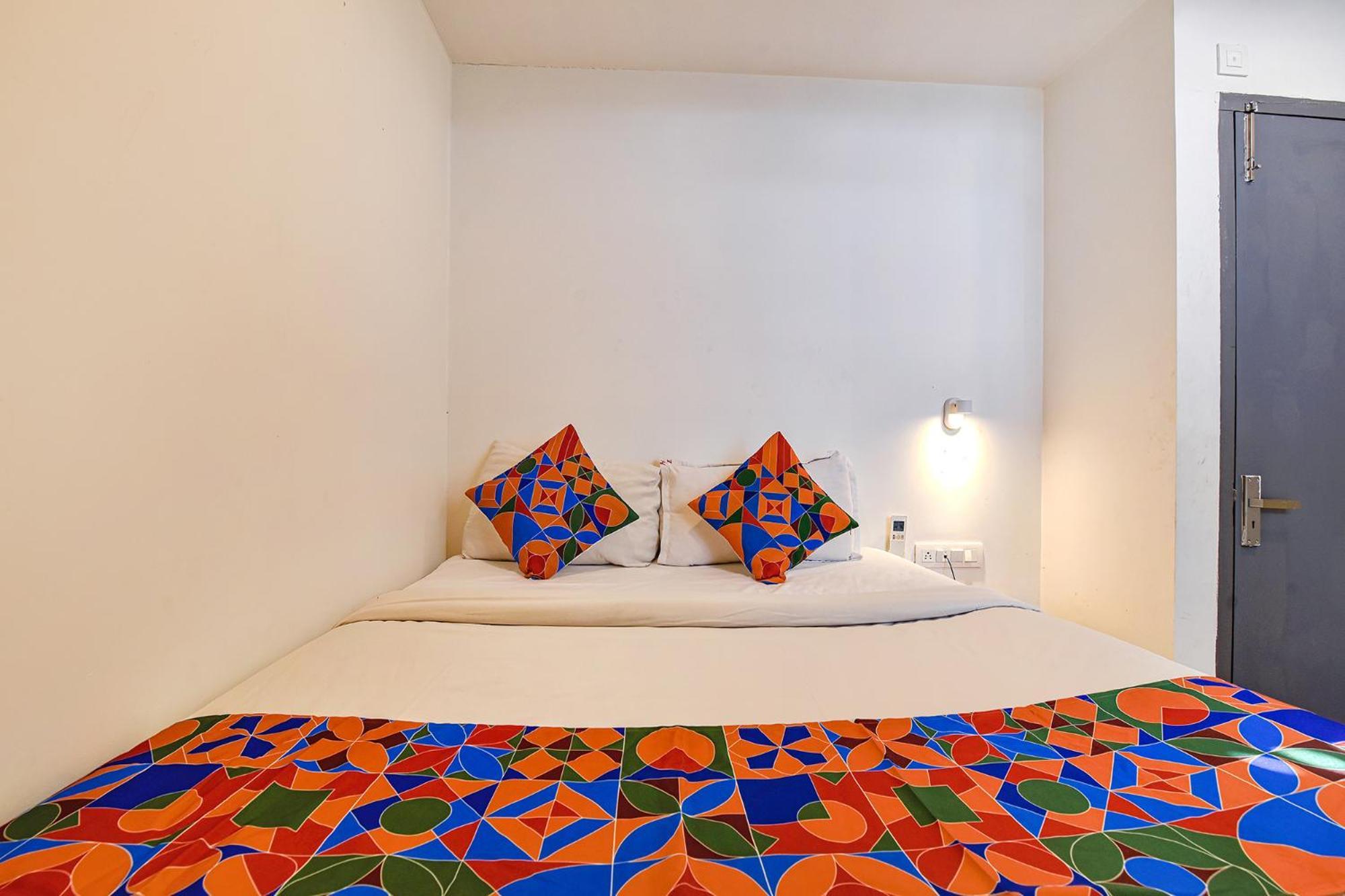 Ny Square Hotel Ahmedabad