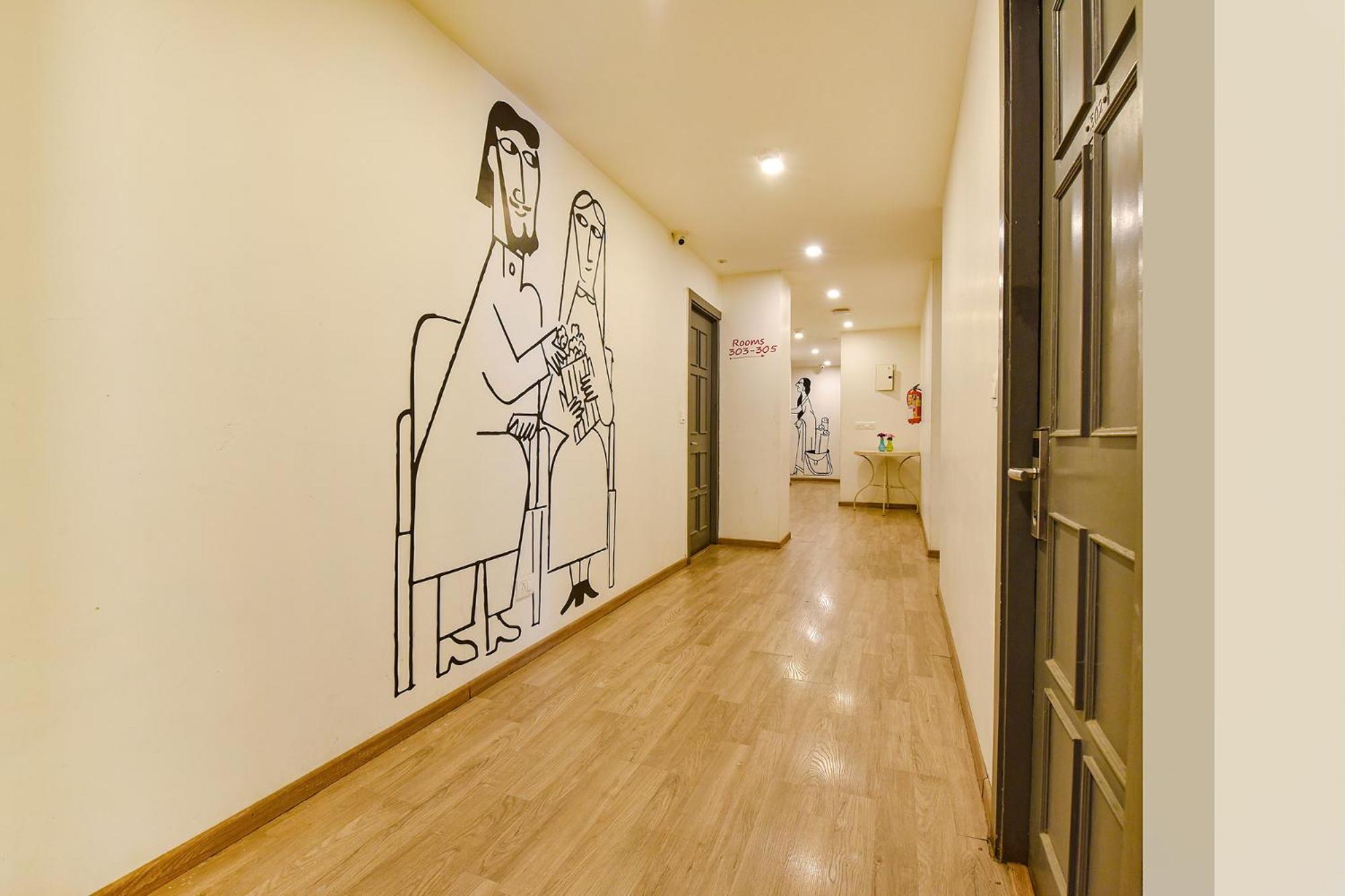 Ny Square Hotel