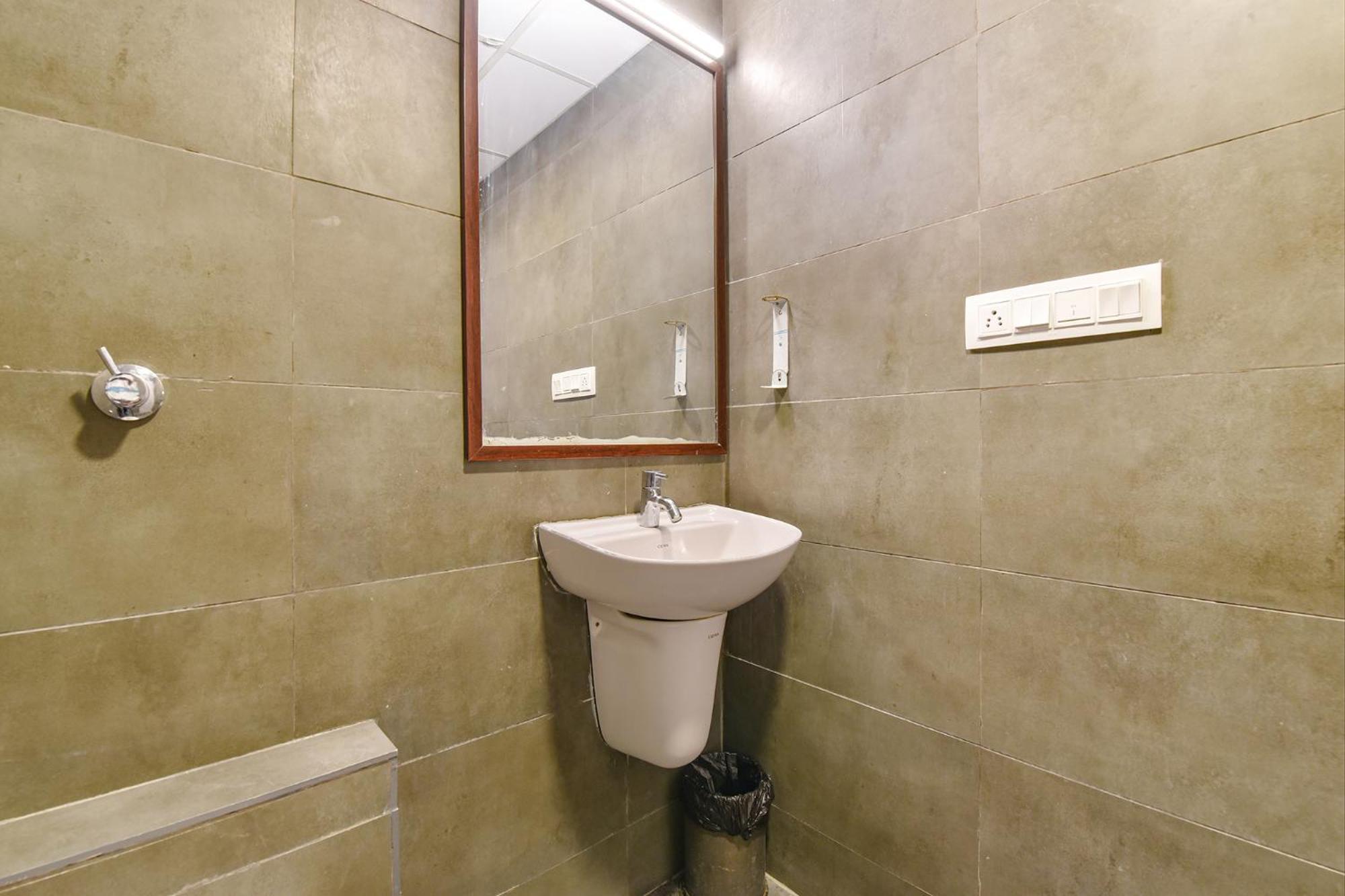 Ny Square Hotel Ahmedabad