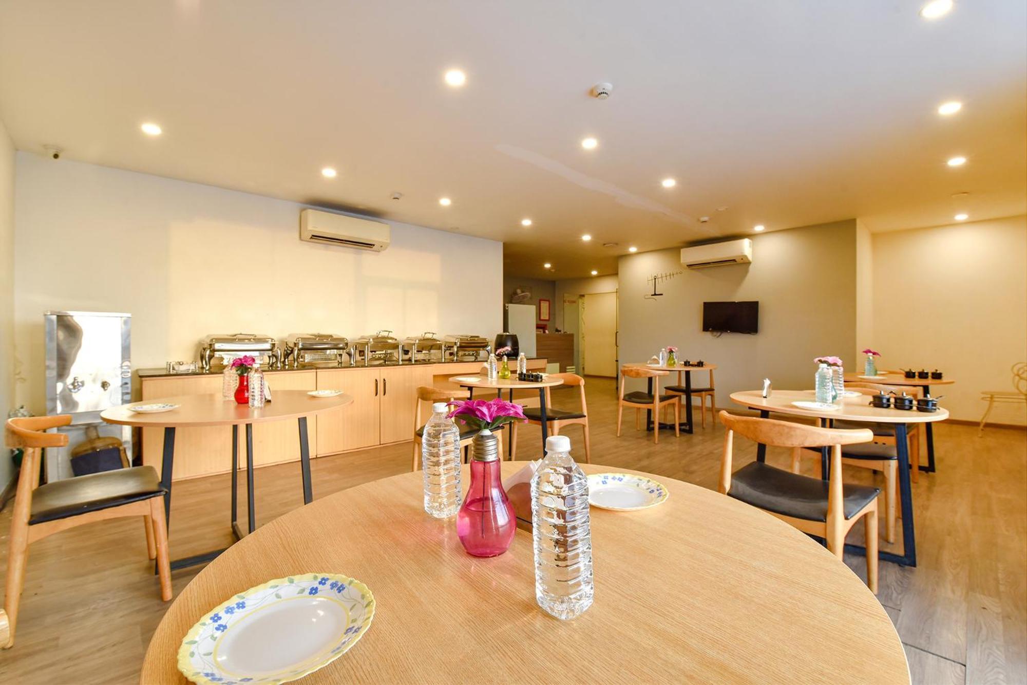 Hotel Ny Square Ahmedabad