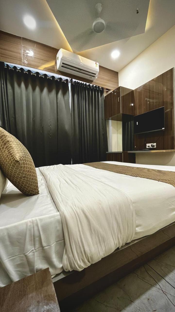 Bilva Leaf Tree Hotel Ahmedabad