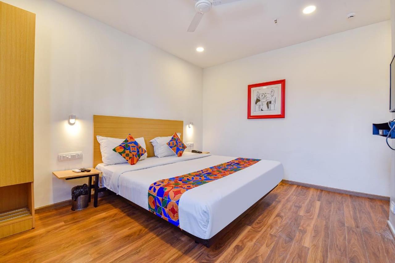 Ny Square 2* Ahmedabad