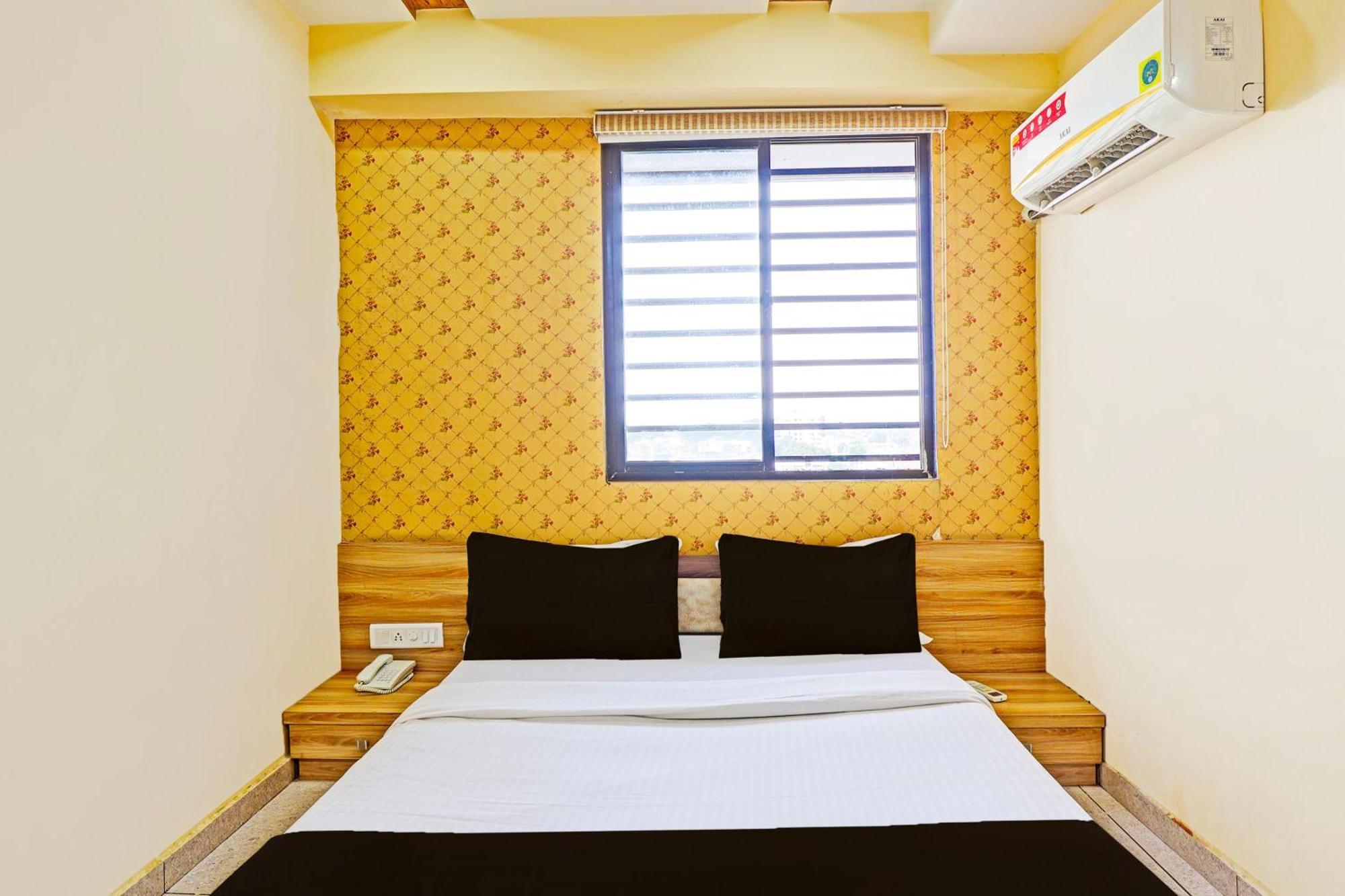 O 82825 Yuvraj Ahmedabad