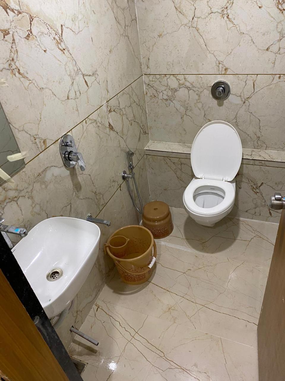 Neptune Hotel Ahmedabad