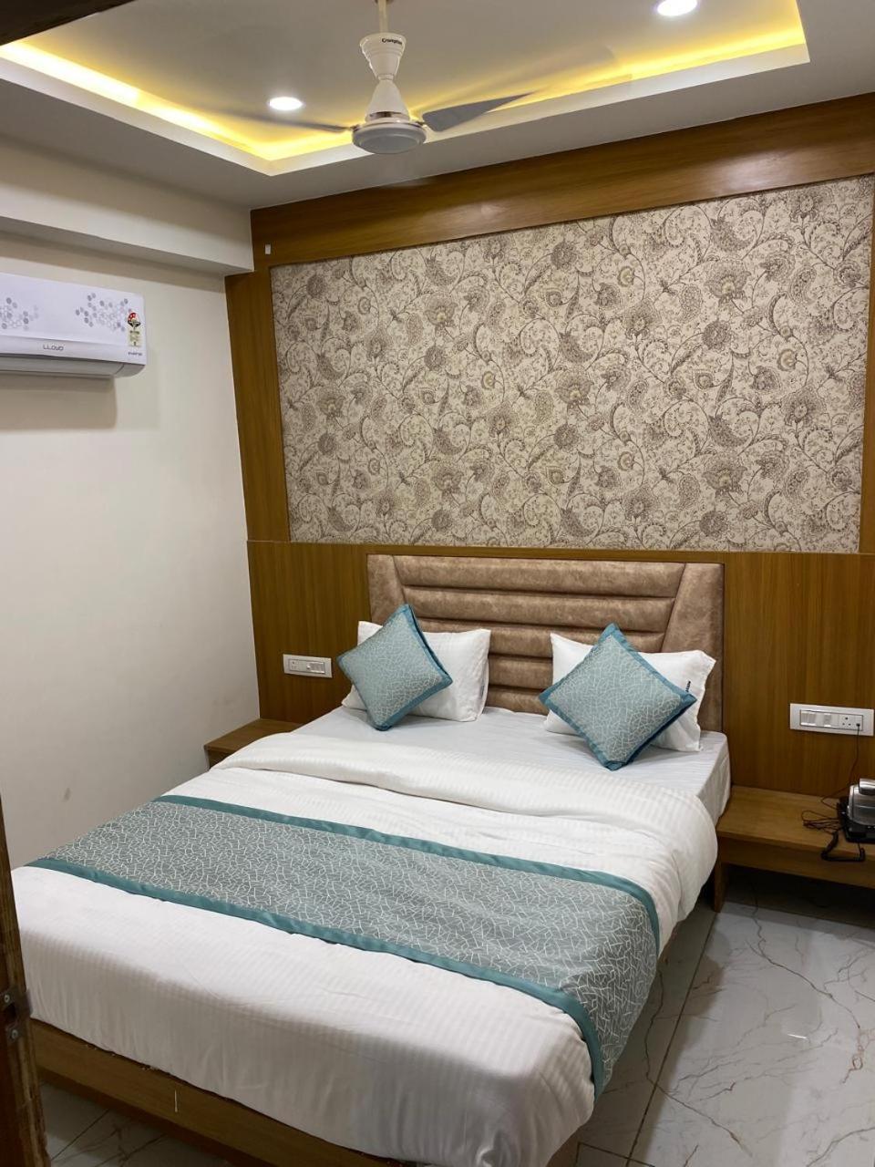 Neptune 2* Ahmedabad