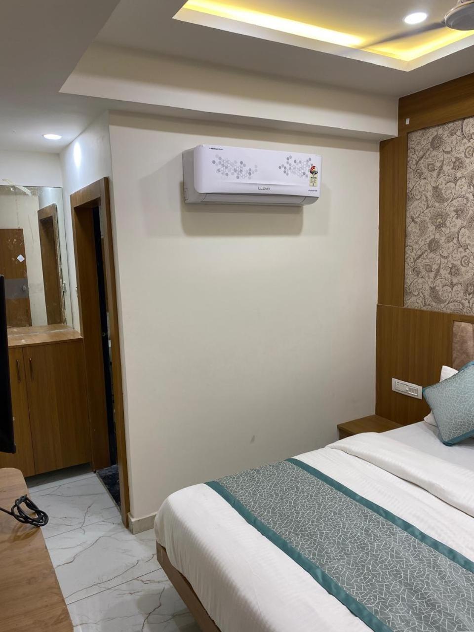 Neptune * Ahmedabad