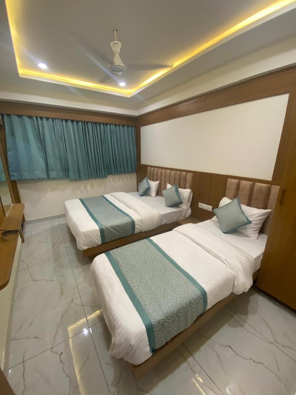 Hotel Neptune Ahmedabad