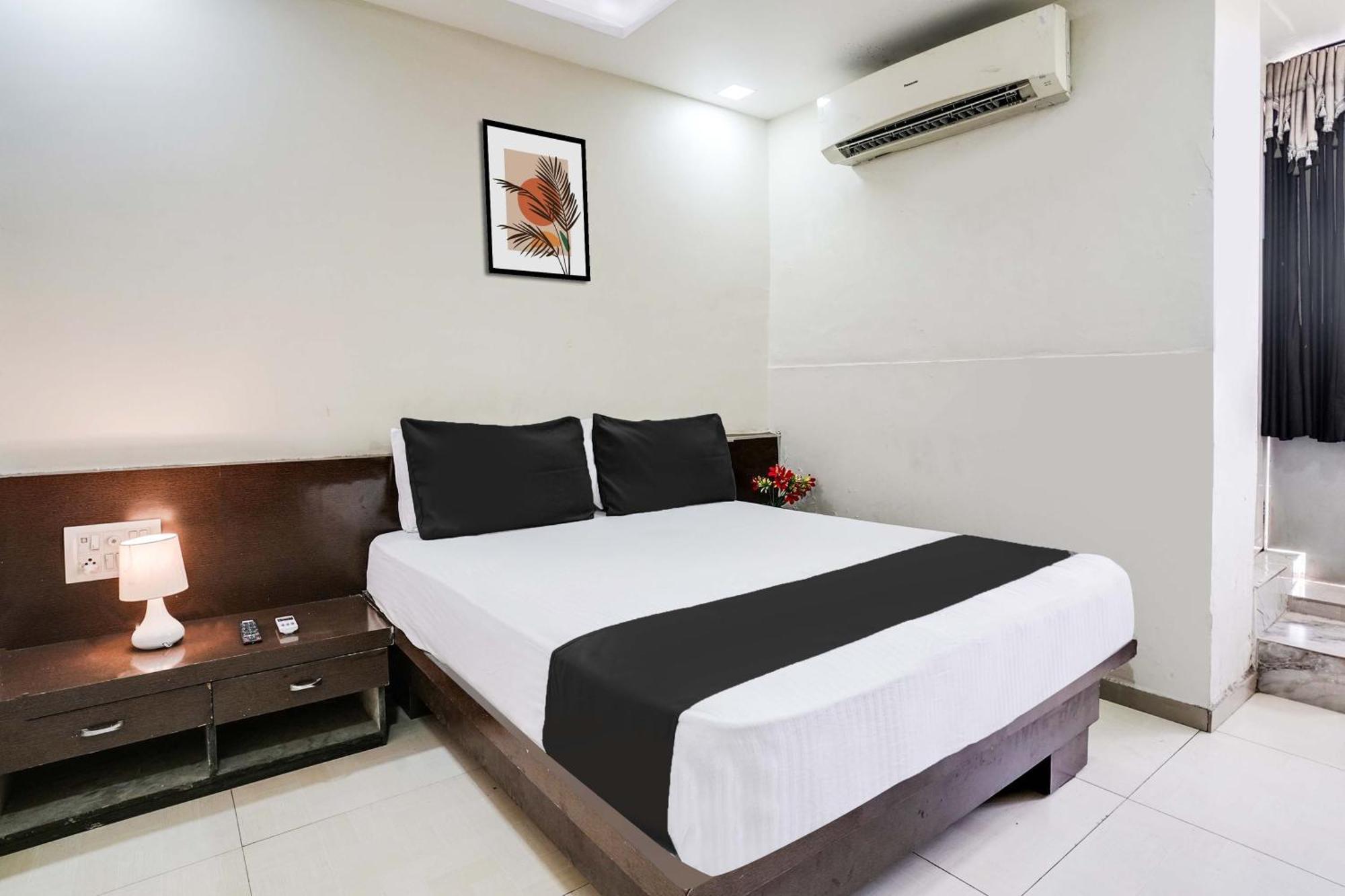 O New Balaji Hotel Ahmedabad
