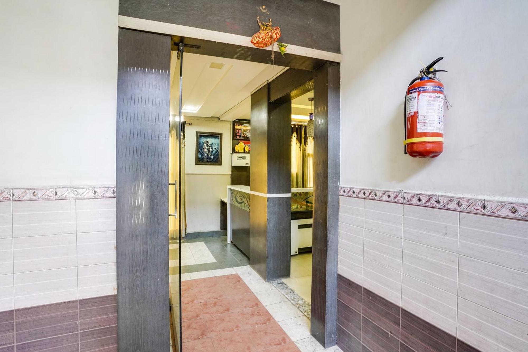 Hotel O New Balaji 3*