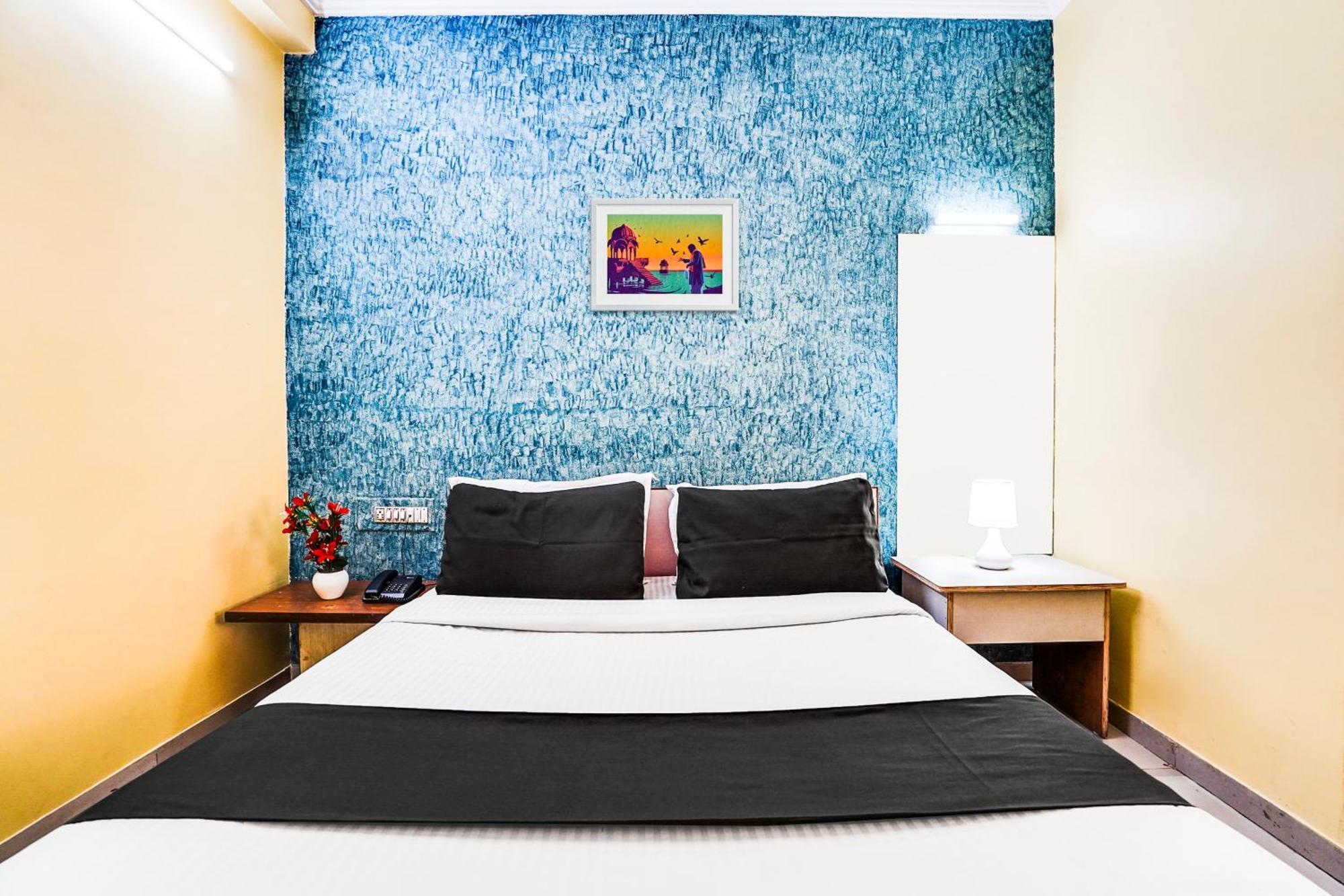 Hotel O Vibrant Residency Ahmedabad