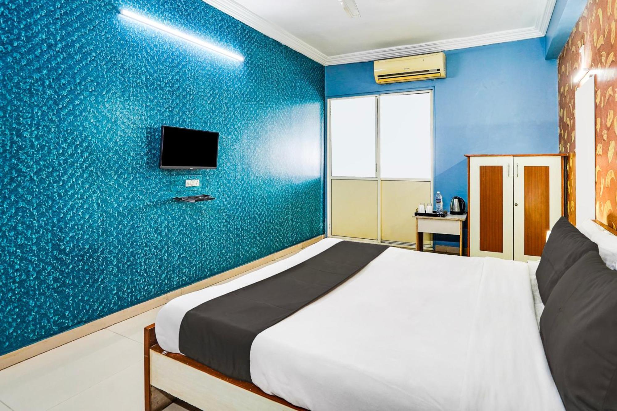 O Vibrant Residency