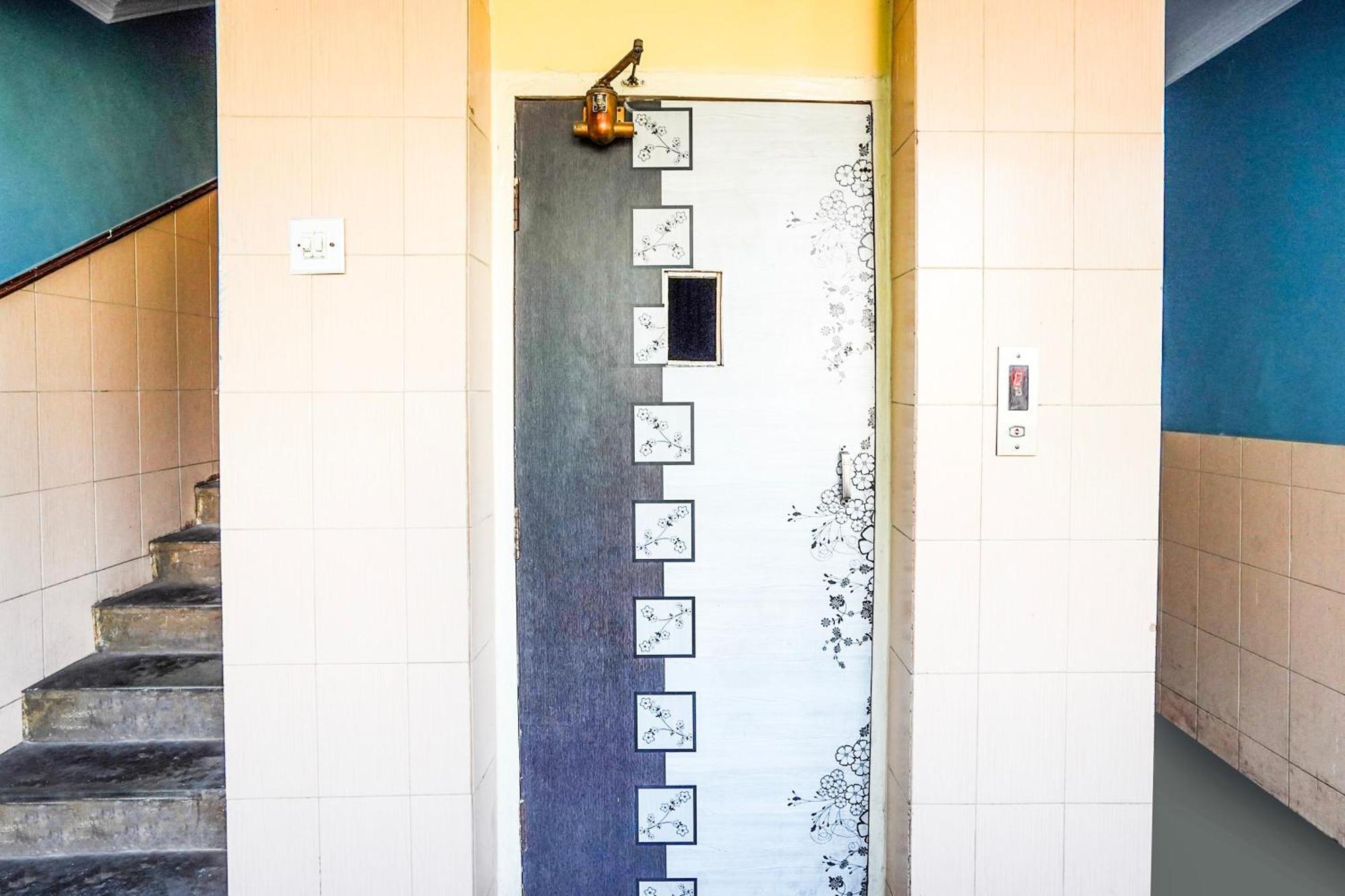 O Vibrant Residency Hotel 3*