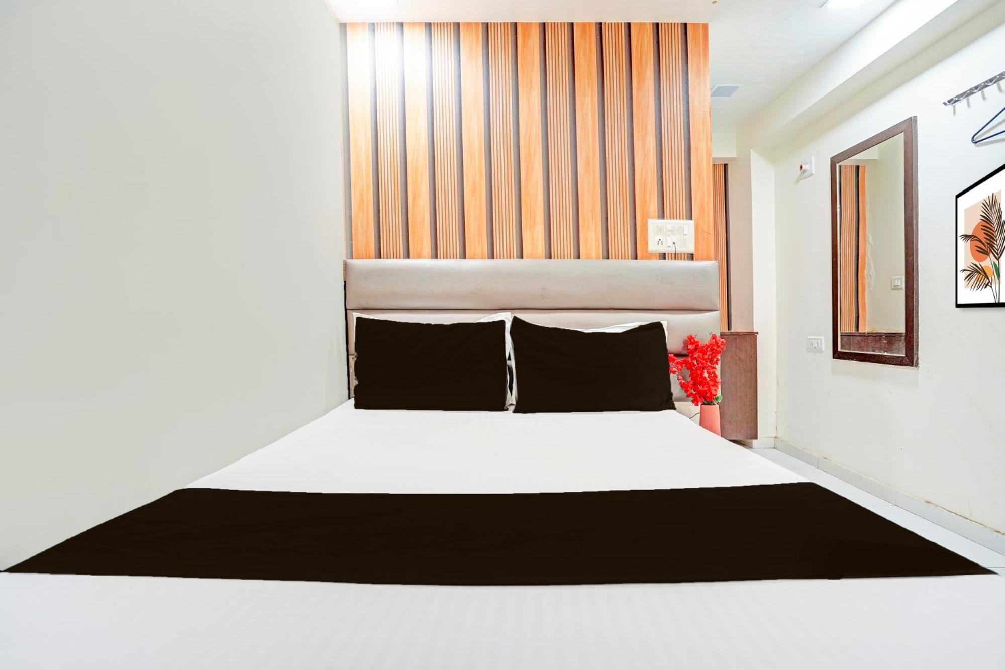 O S. G. Highway Formerly I Land Park 3* Ahmedabad