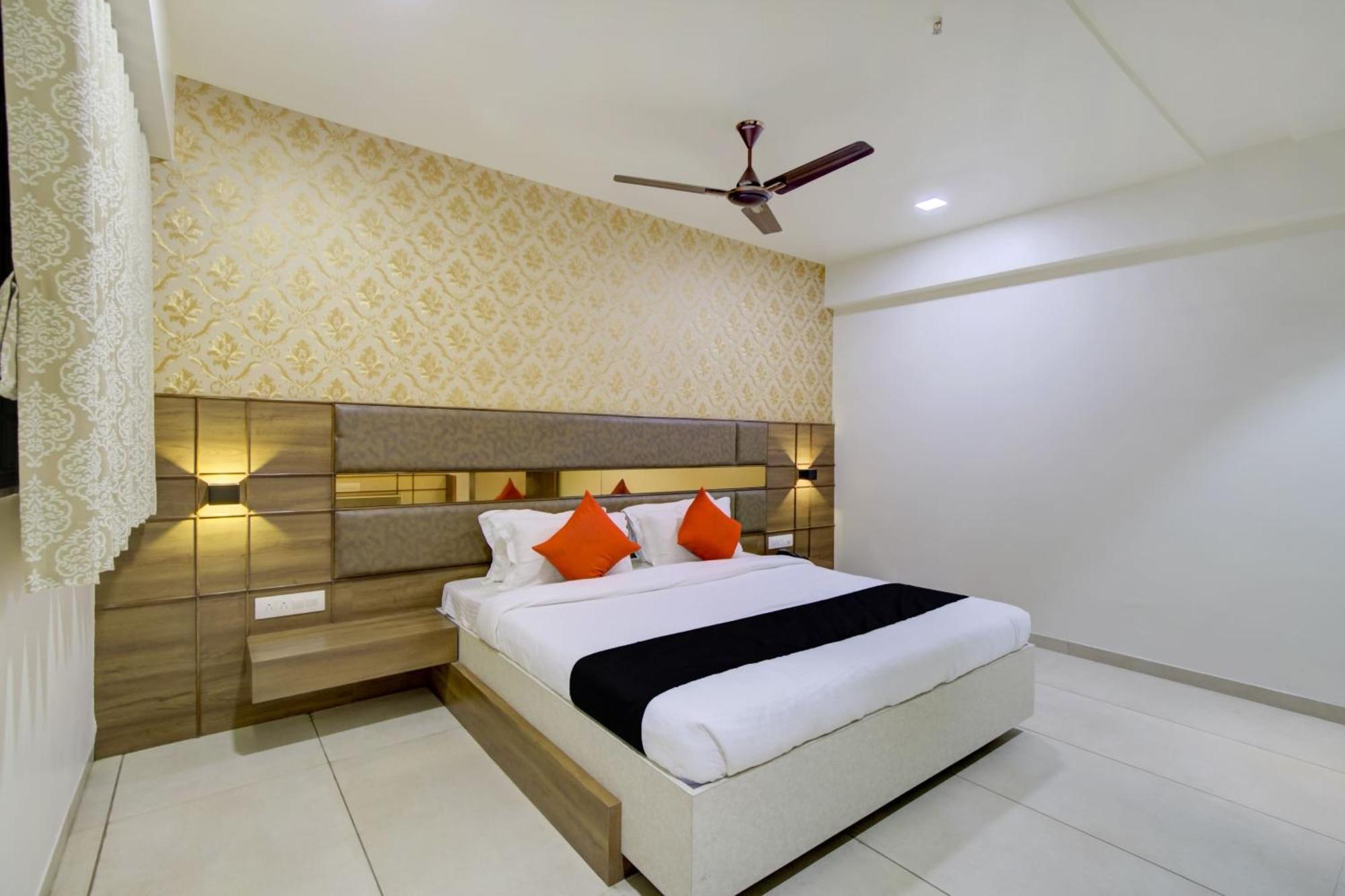 Hotel Super O Bharosa Ahmedabad