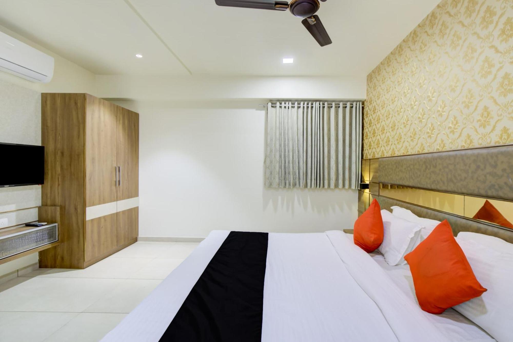 Super O Bharosa 3* Ahmedabad