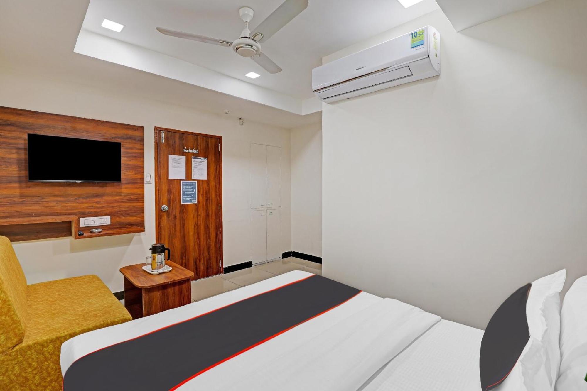 Hotel Capital O Bhavya 3*