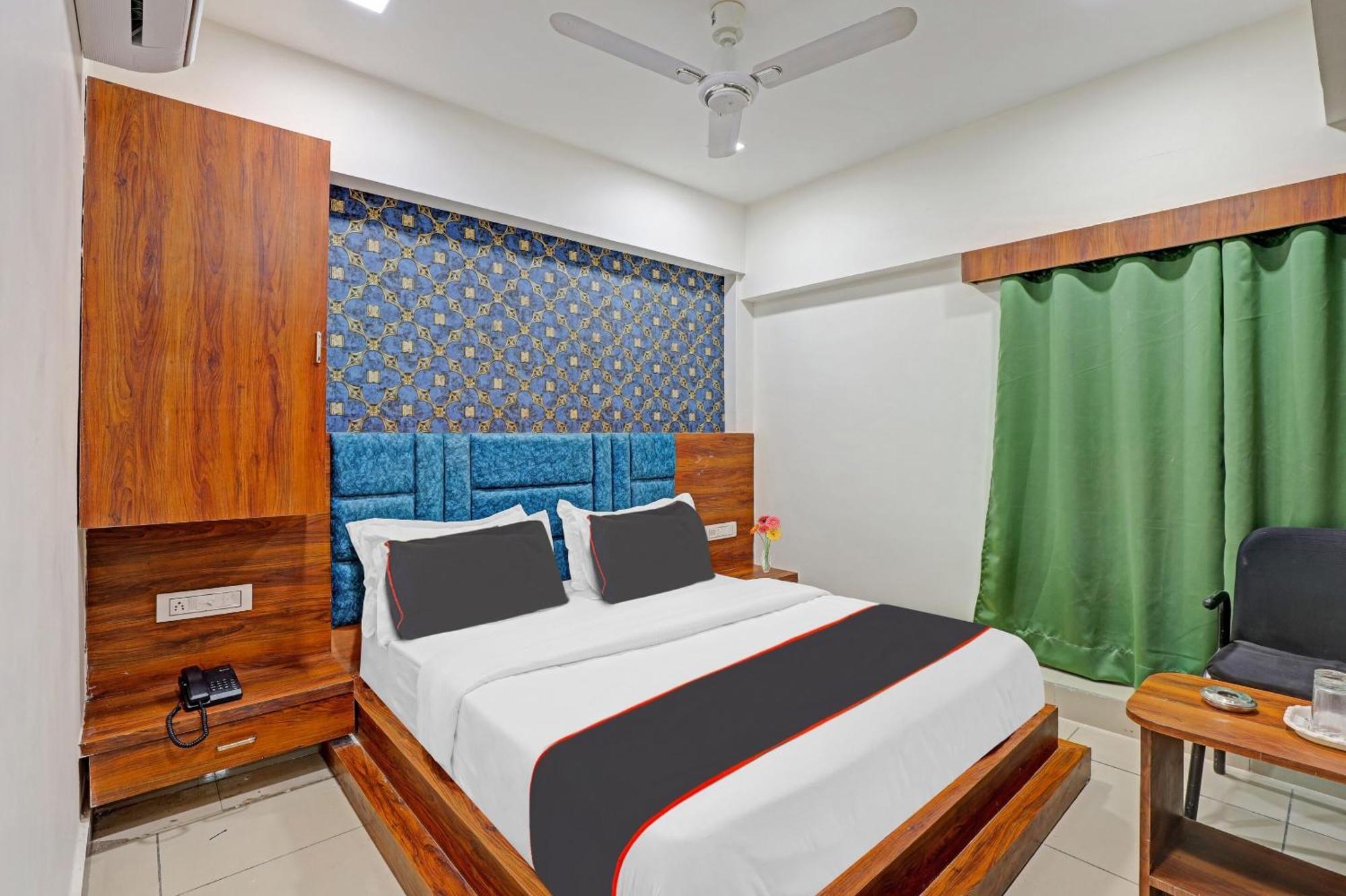 Hotel Capital O Bhavya