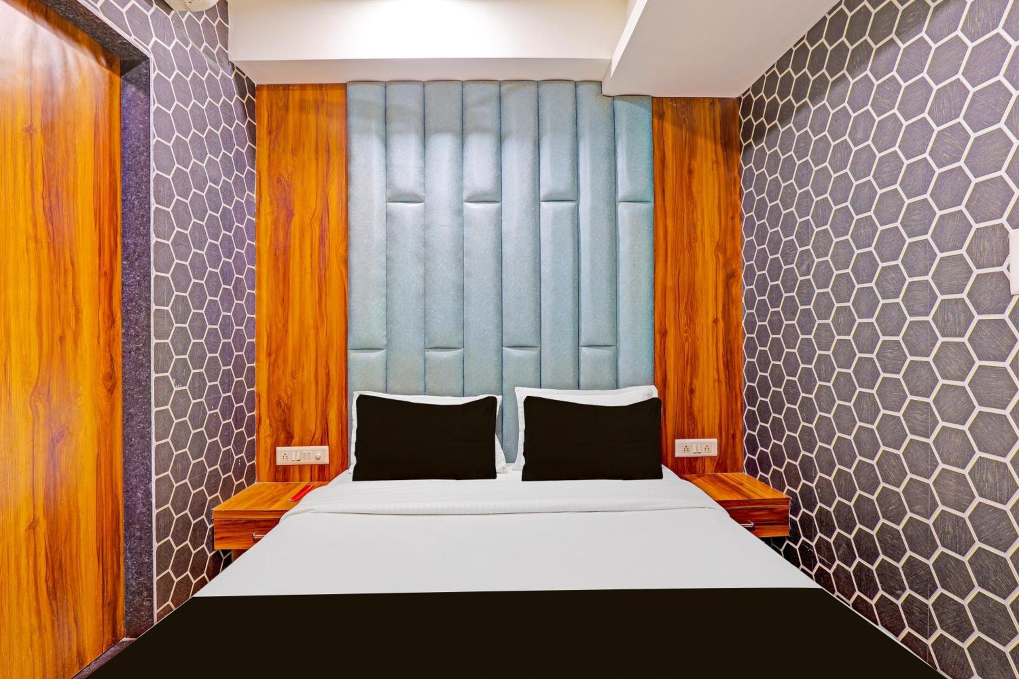 Hotel O R K Ahmedabad