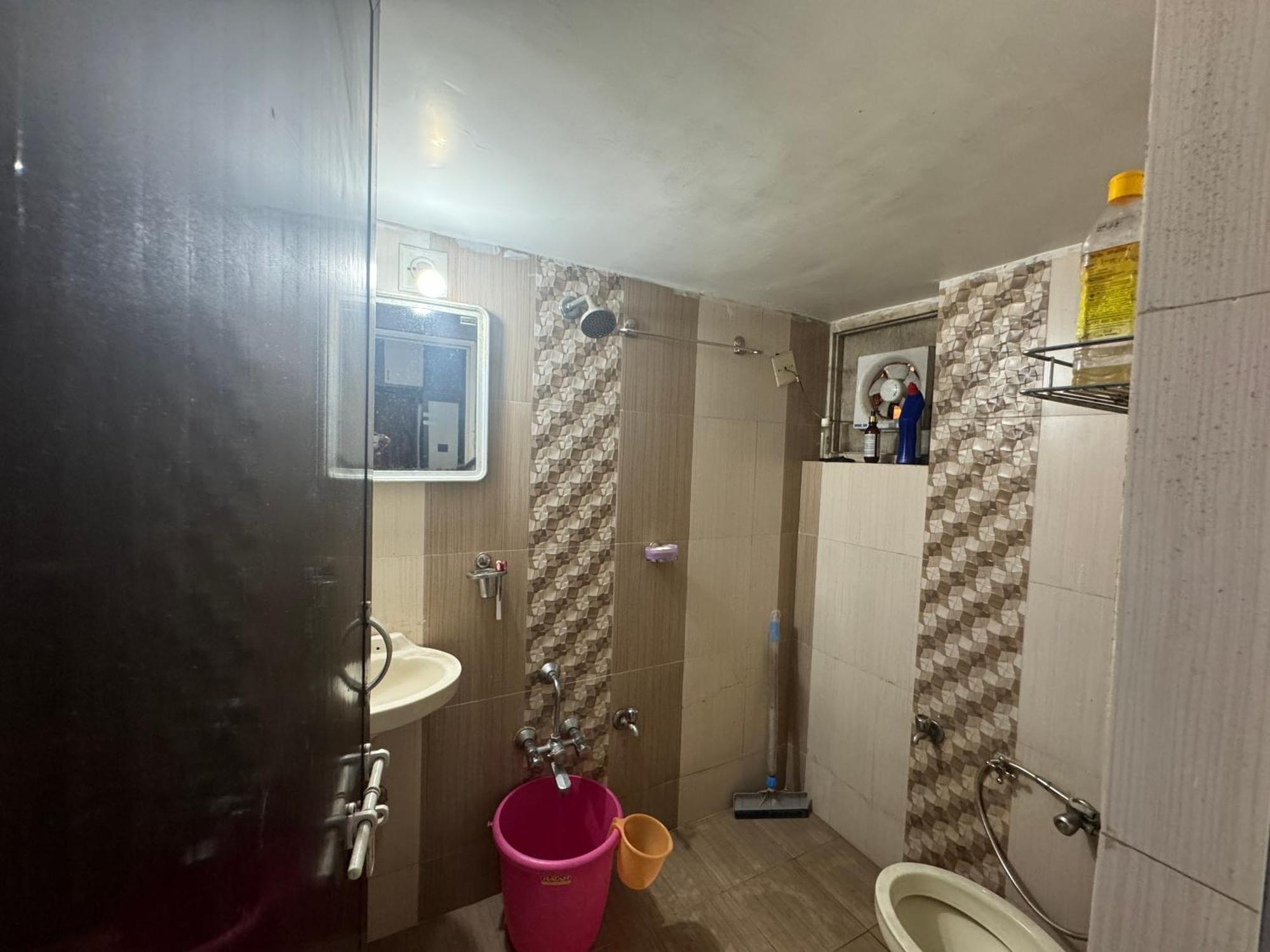 Nila Apartments, Thaltej Metro Station, Apartment Ahmedabad