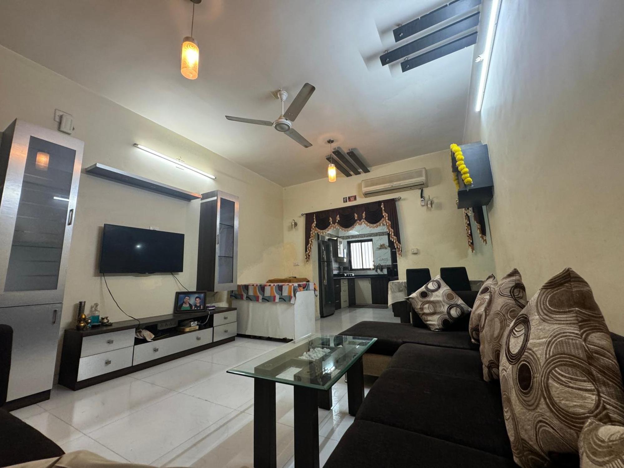 Apartment Nila Apartments, Thaltej Metro Station,