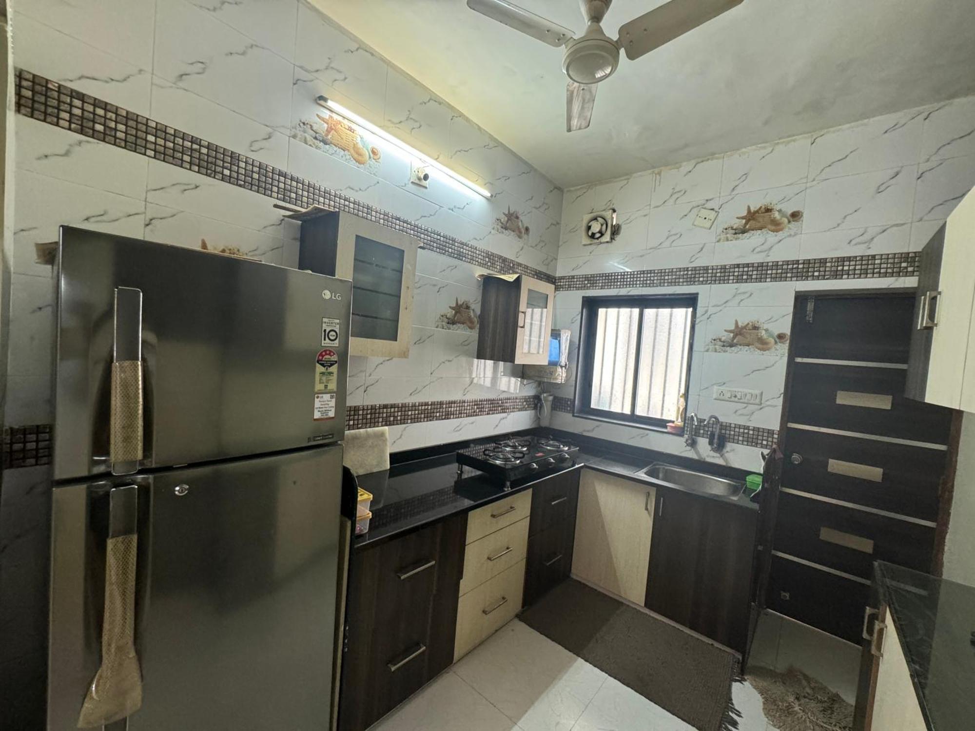 Nila Apartments, Thaltej Metro Station, *